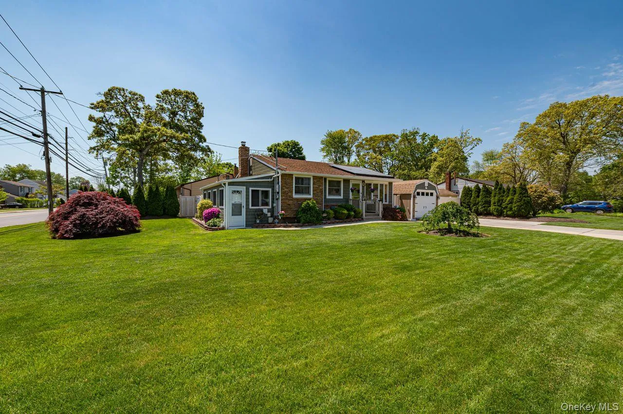 8 Oswego Drive, Islip, NY, 3 Bedrooms Bedrooms, 5 Rooms Rooms,2 BathroomsBathrooms,Residential,For Rent,Oswego,0,1001037 8 Oswego Drive, Islip, NY, 3 Bedrooms Bedrooms, 5 Rooms Rooms,2 BathroomsBathrooms,Residential,For Rent,Oswego,0,1001037