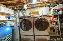 8 Oswego Drive, Islip, NY, 3 Bedrooms Bedrooms, 5 Rooms Rooms,2 BathroomsBathrooms,Residential,For Rent,Oswego,0,1001037 8 Oswego Drive, Islip, NY, 3 Bedrooms Bedrooms, 5 Rooms Rooms,2 BathroomsBathrooms,Residential,For Rent,Oswego,0,1001037