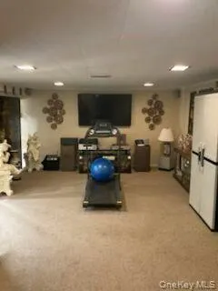 8 Oswego Drive, Islip, NY, 3 Bedrooms Bedrooms, 5 Rooms Rooms,2 BathroomsBathrooms,Residential,For Rent,Oswego,0,1001037 8 Oswego Drive, Islip, NY, 3 Bedrooms Bedrooms, 5 Rooms Rooms,2 BathroomsBathrooms,Residential,For Rent,Oswego,0,1001037