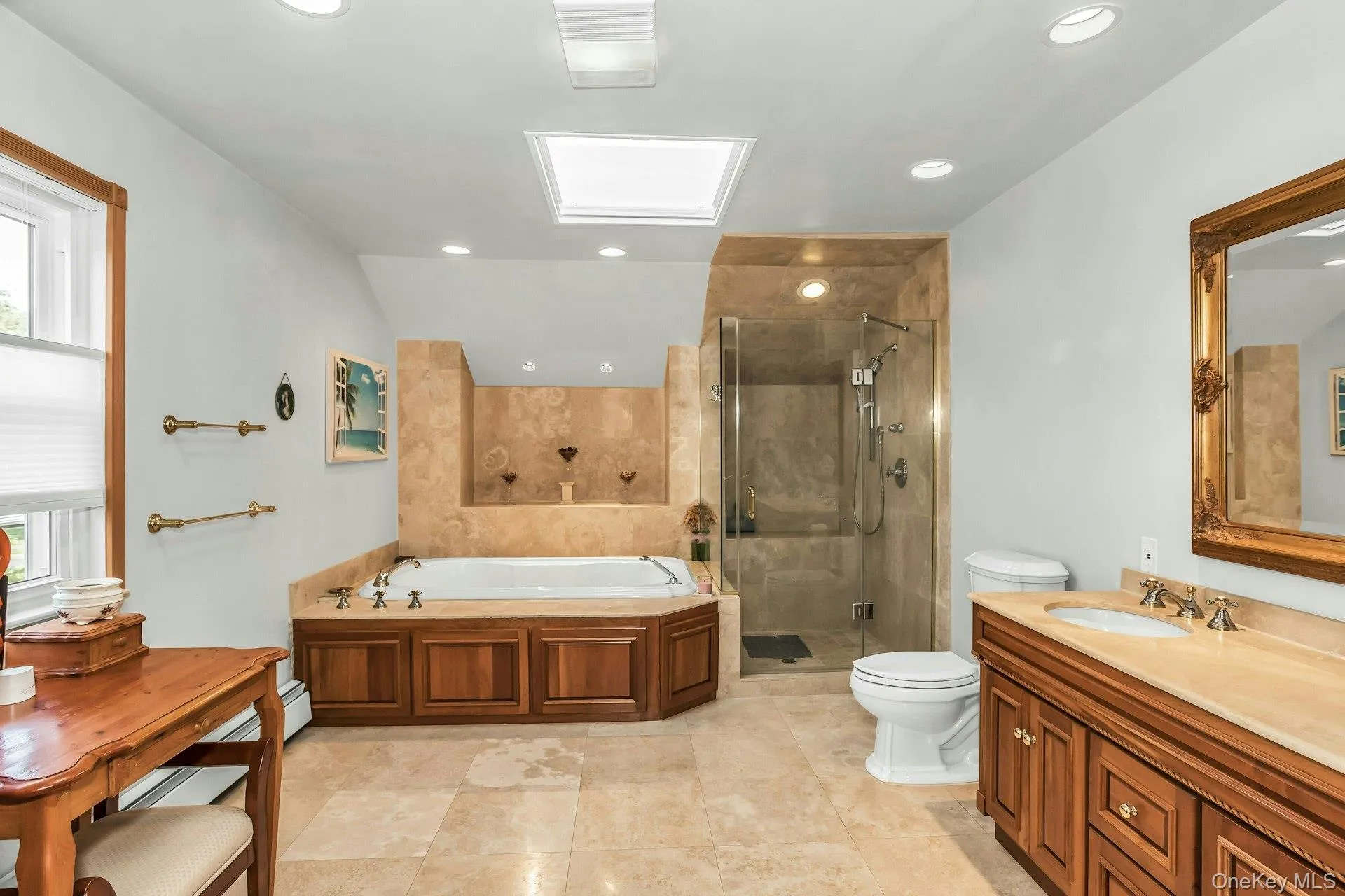 Primary ensuite Primary ensuite