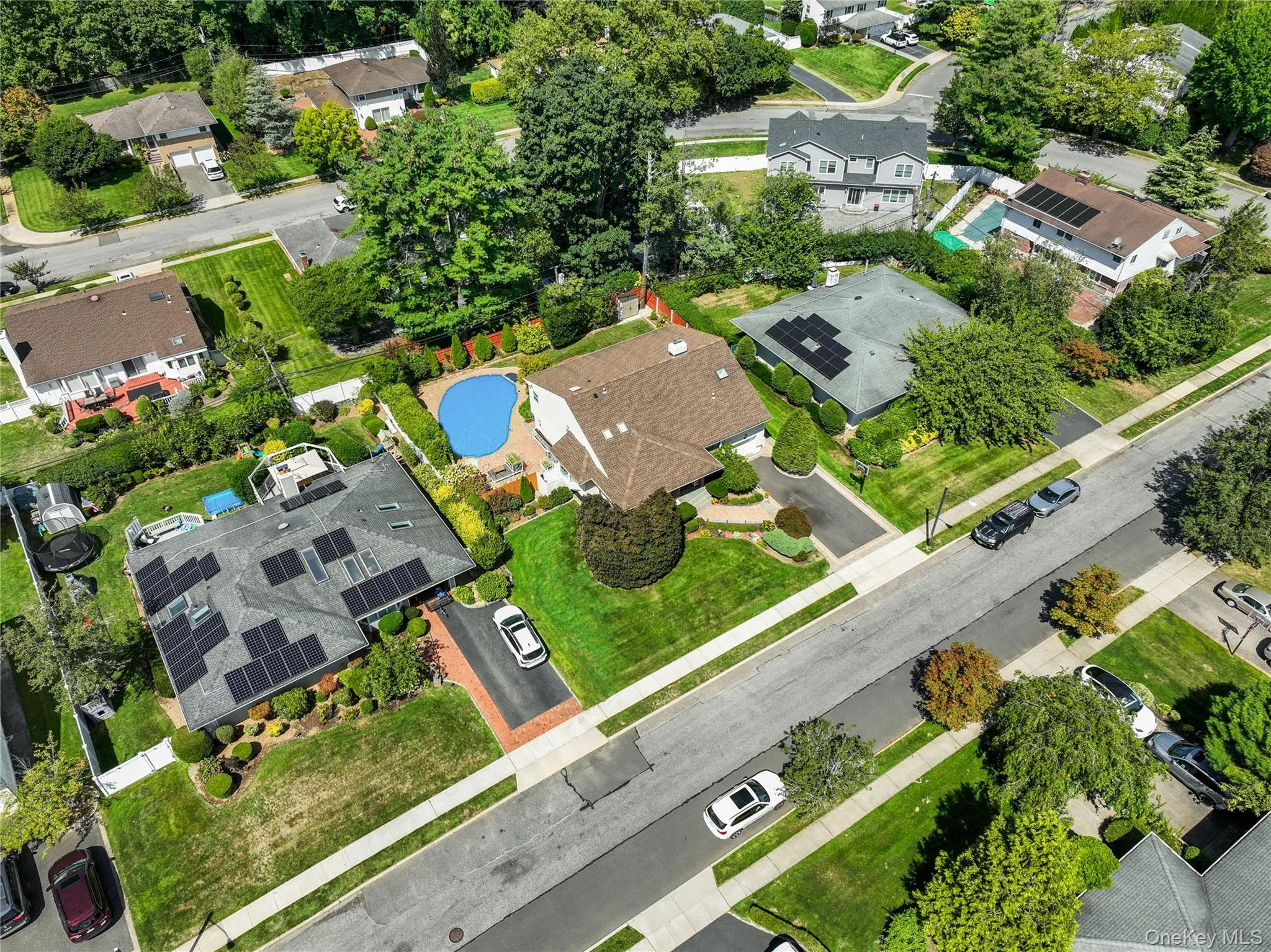 Aerial overview of property's location featuring nearby suburban area Aerial overview of property's location featuring nearby suburban area