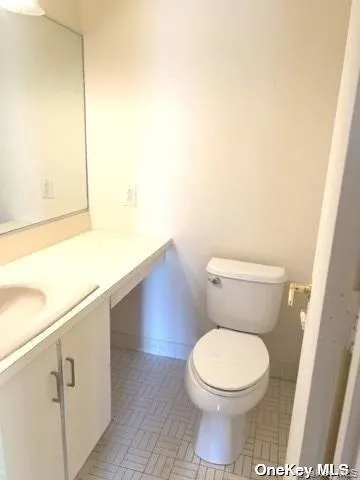 141 Great Neck Road, North Hempstead, NY, 2 Bedrooms Bedrooms, 5 Rooms Rooms,2 BathroomsBathrooms,Residential Lease,For Rent,Great Neck,0,1001046 141 Great Neck Road, North Hempstead, NY, 2 Bedrooms Bedrooms, 5 Rooms Rooms,2 BathroomsBathrooms,Residential Lease,For Rent,Great Neck,0,1001046