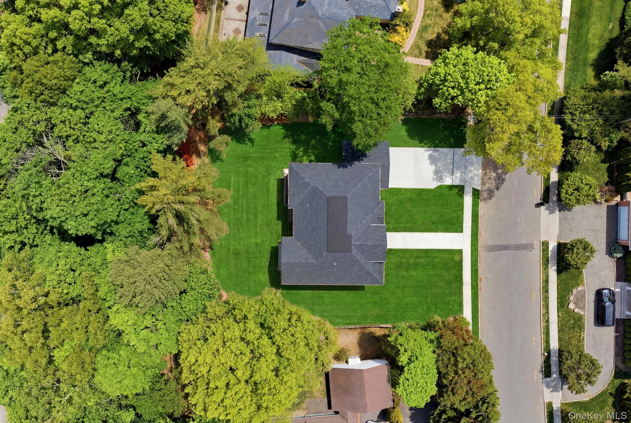 97 Parkway Drive, North Hempstead, NY, 5 Bedrooms Bedrooms, 12 Rooms Rooms,6 BathroomsBathrooms,Residential,For Rent,Parkway,0,1001048 97 Parkway Drive, North Hempstead, NY, 5 Bedrooms Bedrooms, 12 Rooms Rooms,6 BathroomsBathrooms,Residential,For Rent,Parkway,0,1001048