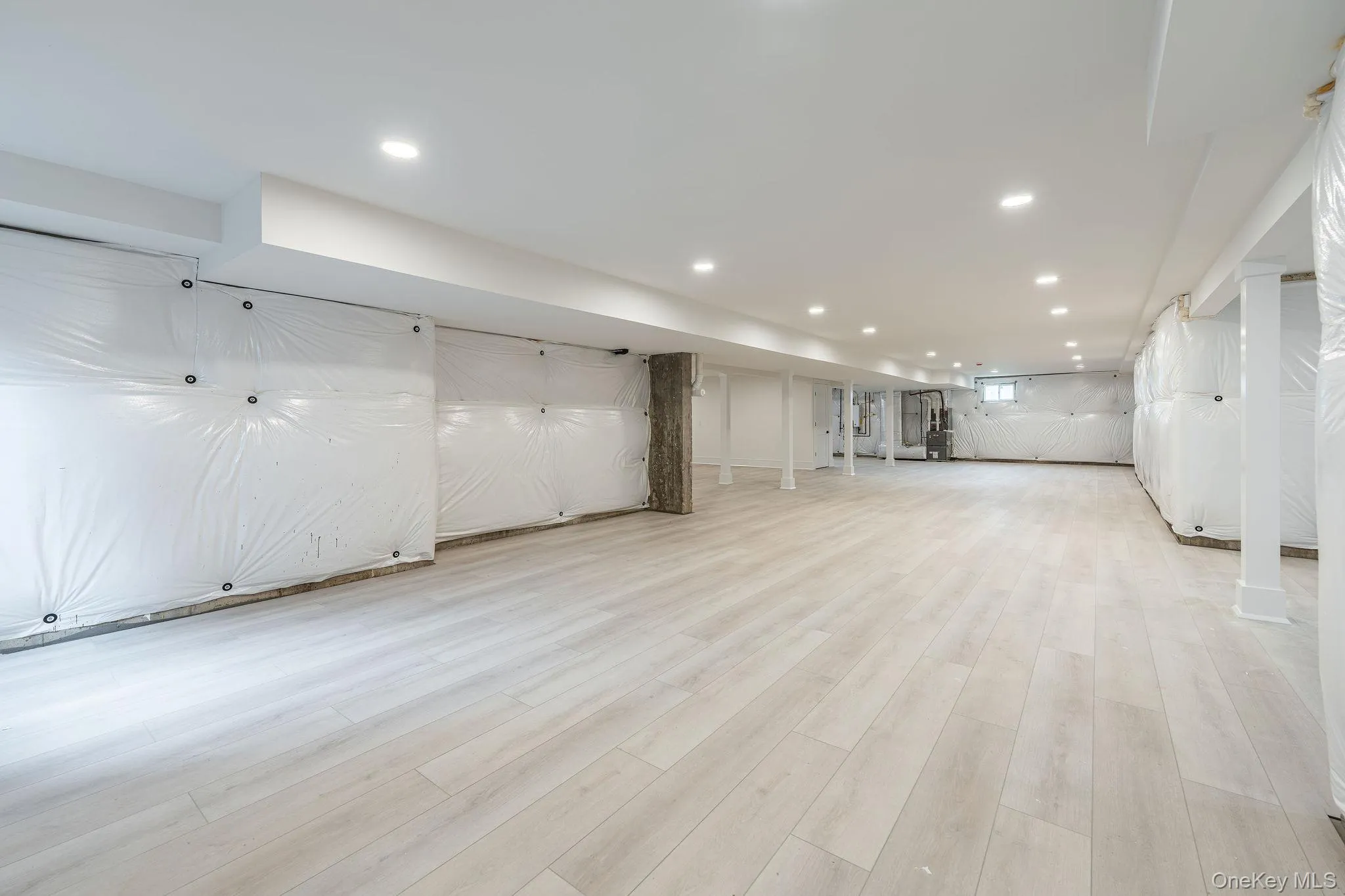 7 Sea Crest Court, Riverhead, NY, 4 Bedrooms Bedrooms, 10 Rooms Rooms,4 BathroomsBathrooms,Residential,For Rent,Sea Crest,0,1001049 7 Sea Crest Court, Riverhead, NY, 4 Bedrooms Bedrooms, 10 Rooms Rooms,4 BathroomsBathrooms,Residential,For Rent,Sea Crest,0,1001049