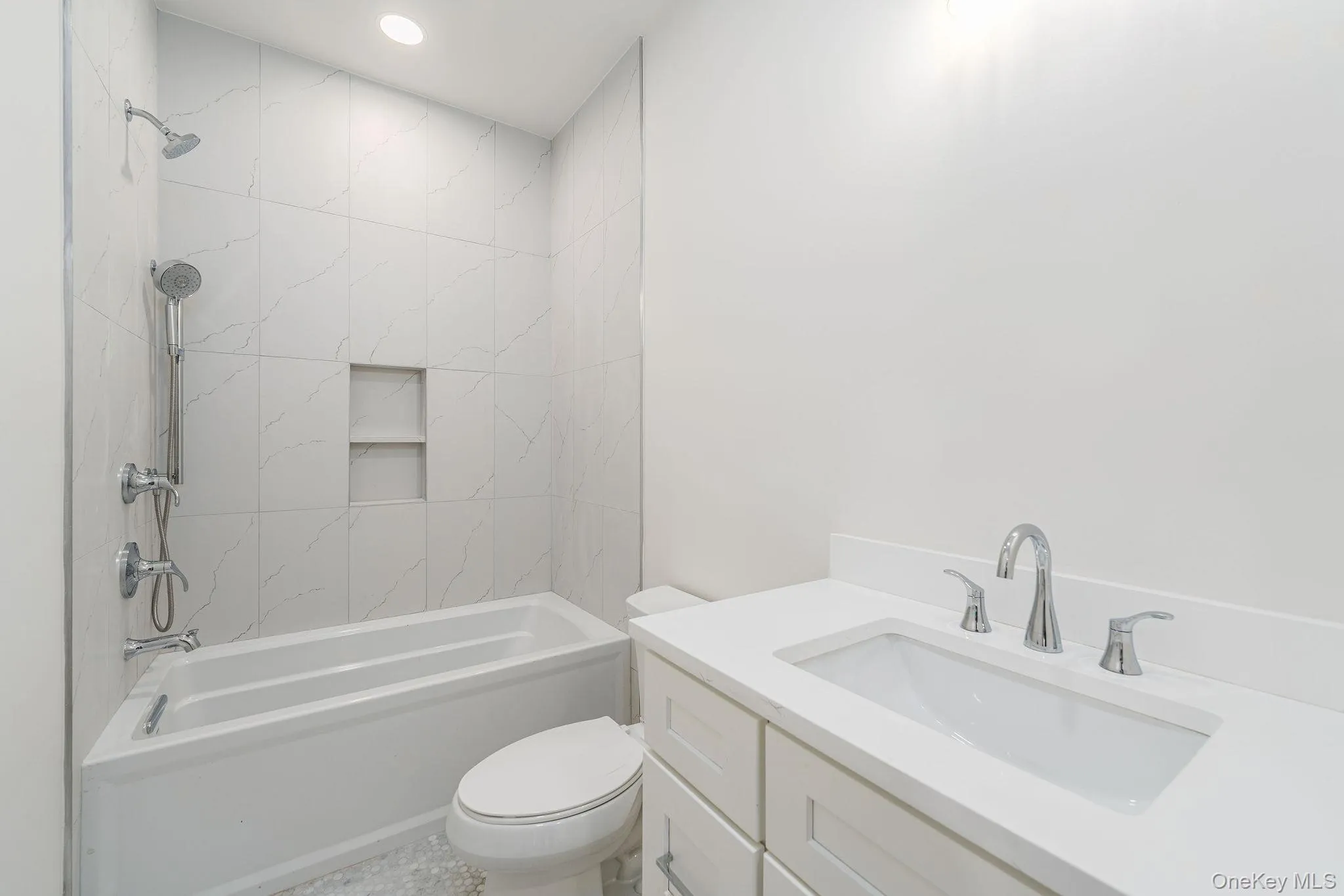 7 Sea Crest Court, Riverhead, NY, 4 Bedrooms Bedrooms, 10 Rooms Rooms,4 BathroomsBathrooms,Residential,For Rent,Sea Crest,0,1001049 7 Sea Crest Court, Riverhead, NY, 4 Bedrooms Bedrooms, 10 Rooms Rooms,4 BathroomsBathrooms,Residential,For Rent,Sea Crest,0,1001049