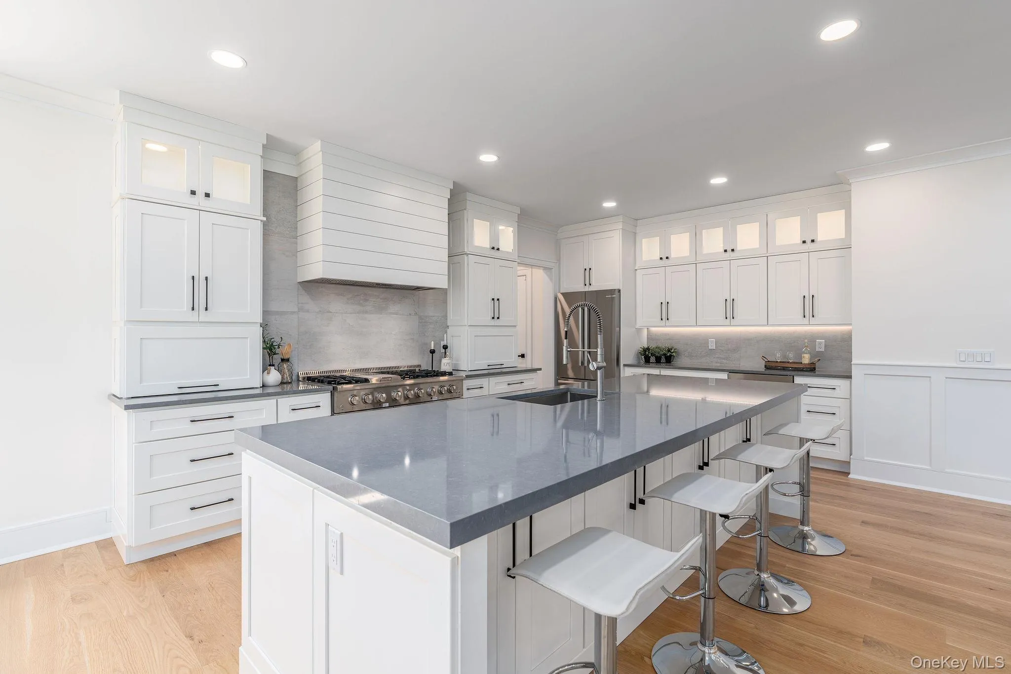 7 Sea Crest Court, Riverhead, NY, 4 Bedrooms Bedrooms, 10 Rooms Rooms,4 BathroomsBathrooms,Residential,For Rent,Sea Crest,0,1001049 7 Sea Crest Court, Riverhead, NY, 4 Bedrooms Bedrooms, 10 Rooms Rooms,4 BathroomsBathrooms,Residential,For Rent,Sea Crest,0,1001049