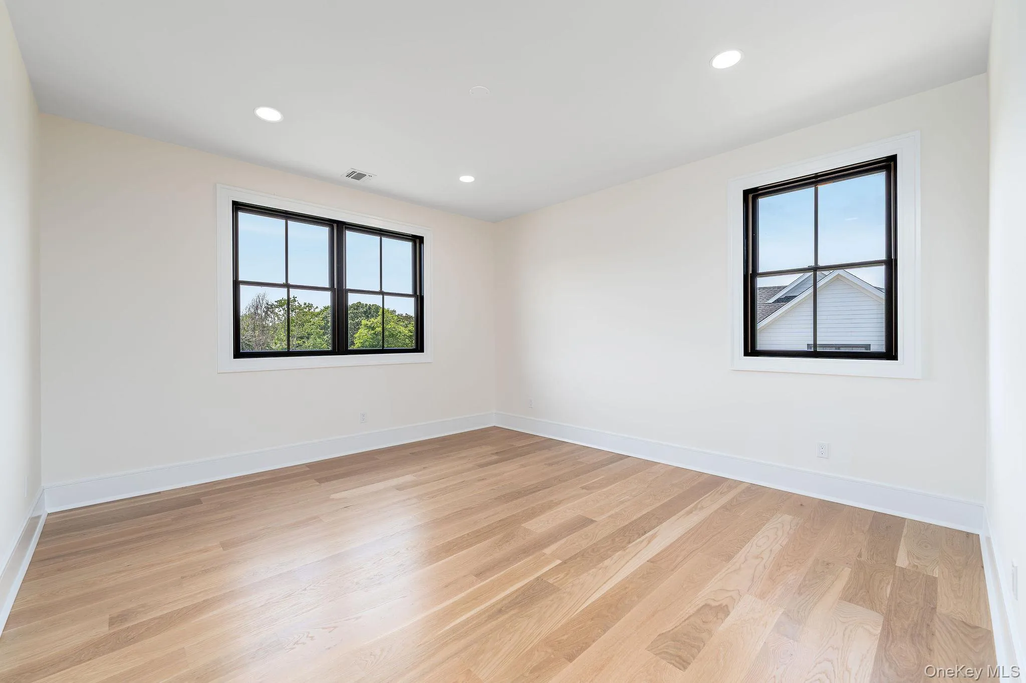 7 Sea Crest Court, Riverhead, NY, 4 Bedrooms Bedrooms, 10 Rooms Rooms,4 BathroomsBathrooms,Residential,For Rent,Sea Crest,0,1001049 7 Sea Crest Court, Riverhead, NY, 4 Bedrooms Bedrooms, 10 Rooms Rooms,4 BathroomsBathrooms,Residential,For Rent,Sea Crest,0,1001049
