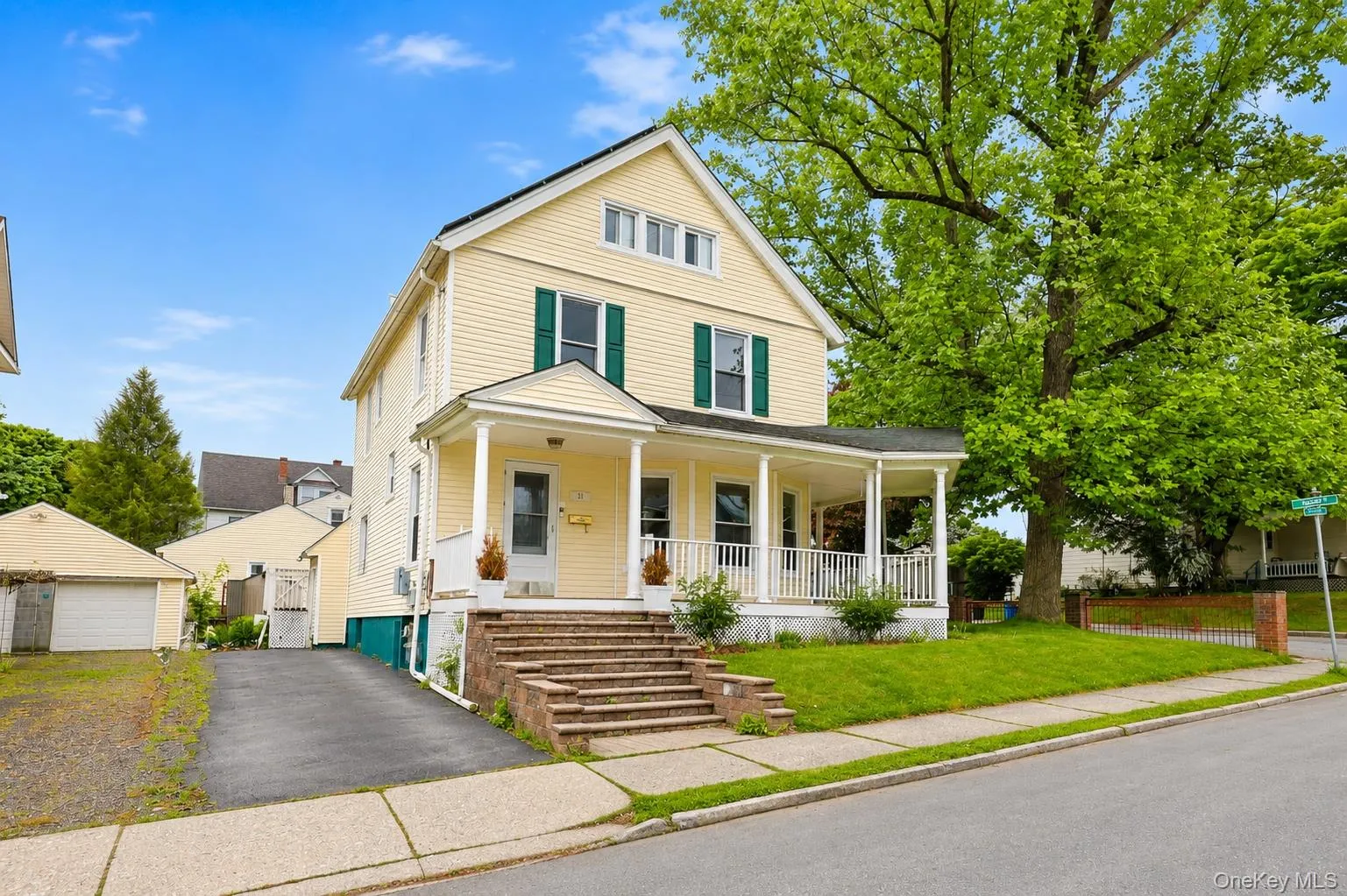 21 Albert Street, Middletown, NY, 4 Bedrooms Bedrooms, 5 Rooms Rooms,2 BathroomsBathrooms,Residential Sale,For Rent,Albert,0,1001050 21 Albert Street, Middletown, NY, 4 Bedrooms Bedrooms, 5 Rooms Rooms,2 BathroomsBathrooms,Residential Sale,For Rent,Albert,0,1001050
