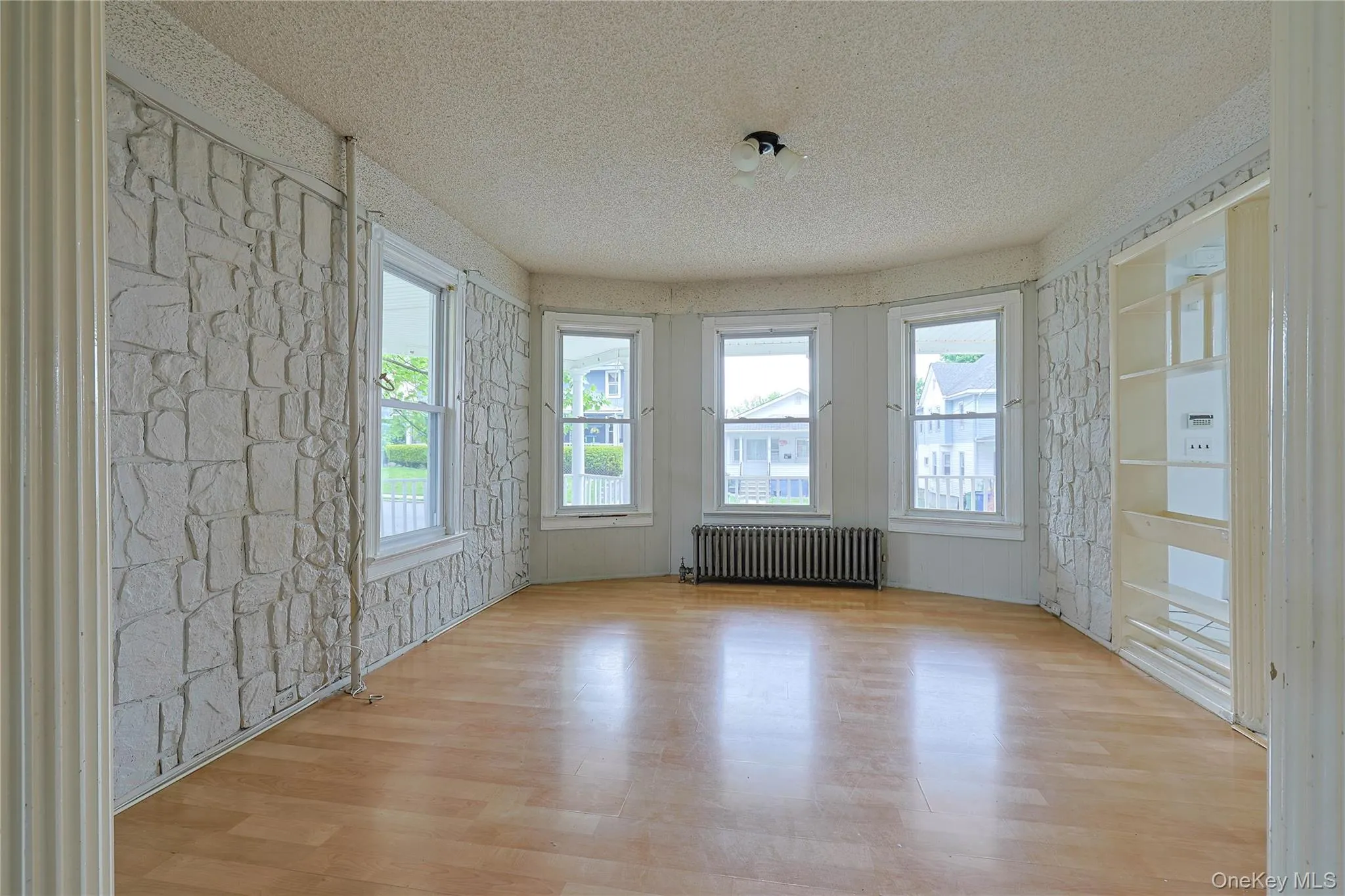 21 Albert Street, Middletown, NY, 4 Bedrooms Bedrooms, 5 Rooms Rooms,2 BathroomsBathrooms,Residential Sale,For Rent,Albert,0,1001050 21 Albert Street, Middletown, NY, 4 Bedrooms Bedrooms, 5 Rooms Rooms,2 BathroomsBathrooms,Residential Sale,For Rent,Albert,0,1001050