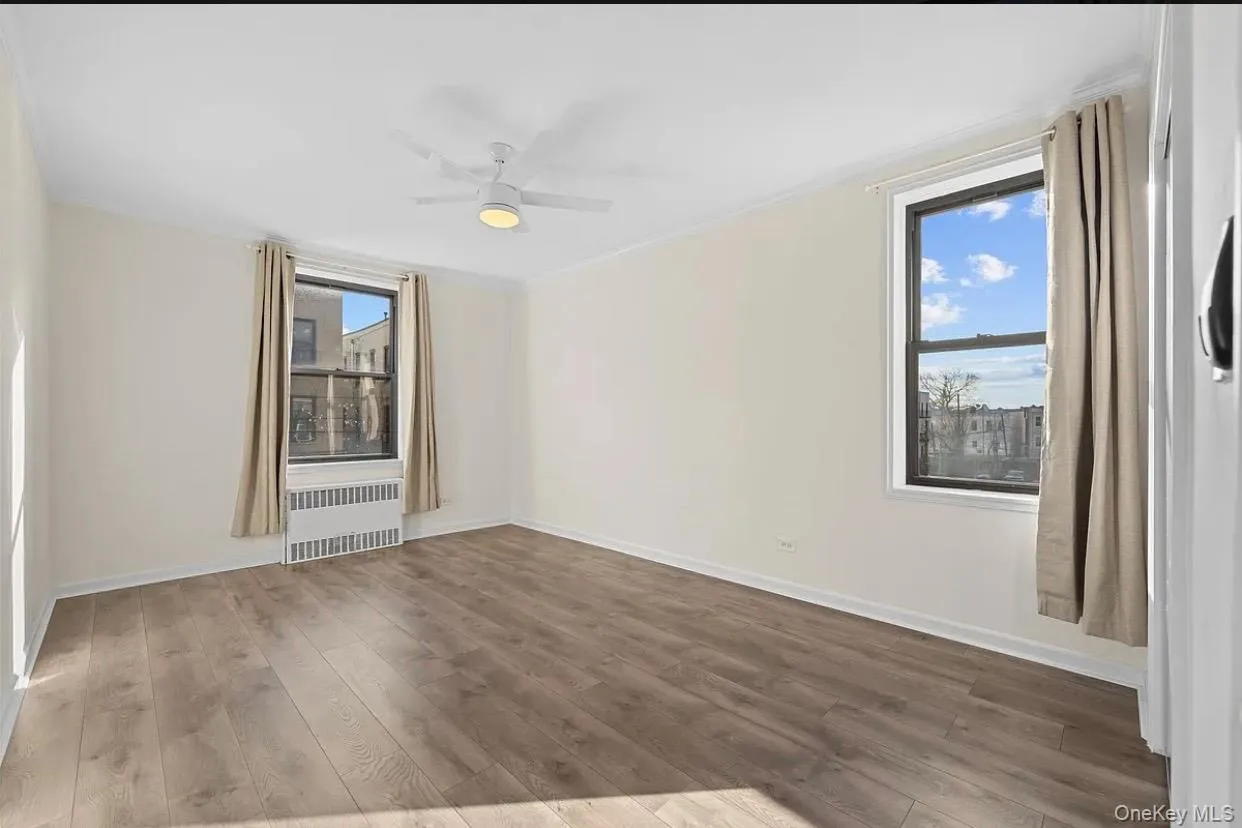 48-21 40th, New York, NY, 1 Bedroom Bedrooms, 3 Rooms Rooms,1 BathroomBathrooms,Residential Lease,For Rent,40th,0,1001059 48-21 40th, New York, NY, 1 Bedroom Bedrooms, 3 Rooms Rooms,1 BathroomBathrooms,Residential Lease,For Rent,40th,0,1001059