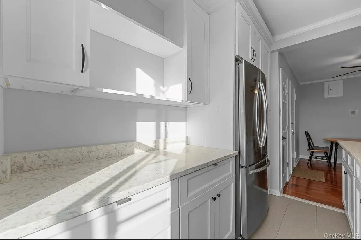 48-21 40th, New York, NY, 1 Bedroom Bedrooms, 3 Rooms Rooms,1 BathroomBathrooms,Residential Lease,For Rent,40th,0,1001059 48-21 40th, New York, NY, 1 Bedroom Bedrooms, 3 Rooms Rooms,1 BathroomBathrooms,Residential Lease,For Rent,40th,0,1001059