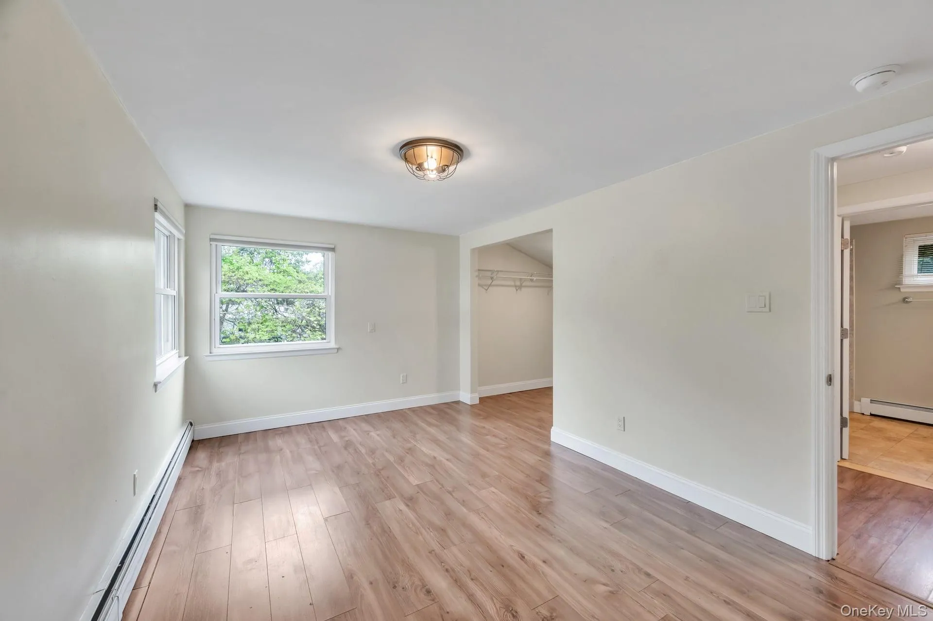 4 Hale Lane, Brookhaven, NY, 5 Bedrooms Bedrooms, 10 Rooms Rooms,3 BathroomsBathrooms,Residential,For Rent,Hale,0,1001061 4 Hale Lane, Brookhaven, NY, 5 Bedrooms Bedrooms, 10 Rooms Rooms,3 BathroomsBathrooms,Residential,For Rent,Hale,0,1001061
