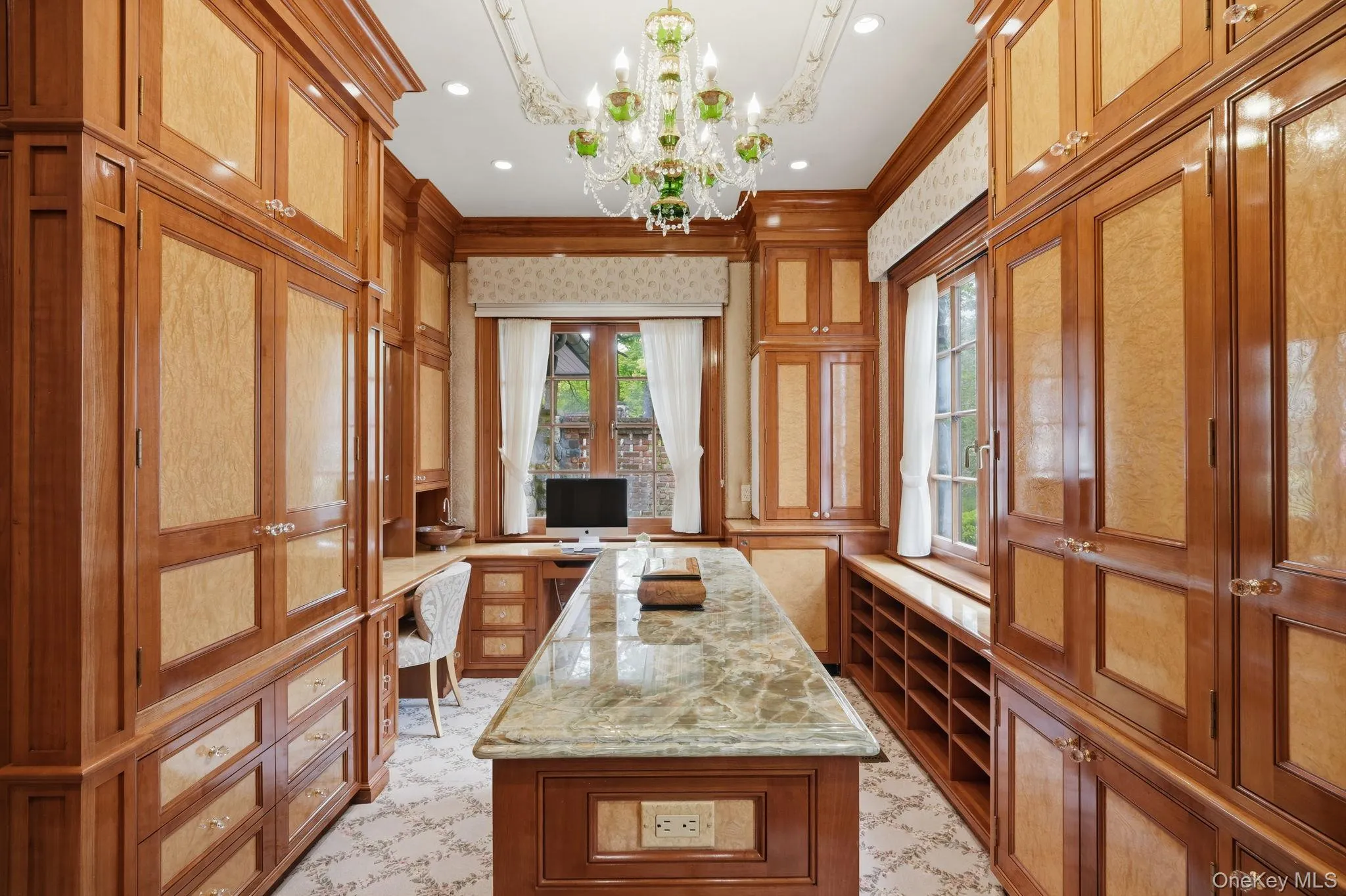 1 Applewood Estate, Oyster Bay, NY, 13 Bedrooms Bedrooms, 36 Rooms Rooms,11 BathroomsBathrooms,Residential Sale,For Rent,Applewood Estate,0,1001064 1 Applewood Estate, Oyster Bay, NY, 13 Bedrooms Bedrooms, 36 Rooms Rooms,11 BathroomsBathrooms,Residential Sale,For Rent,Applewood Estate,0,1001064