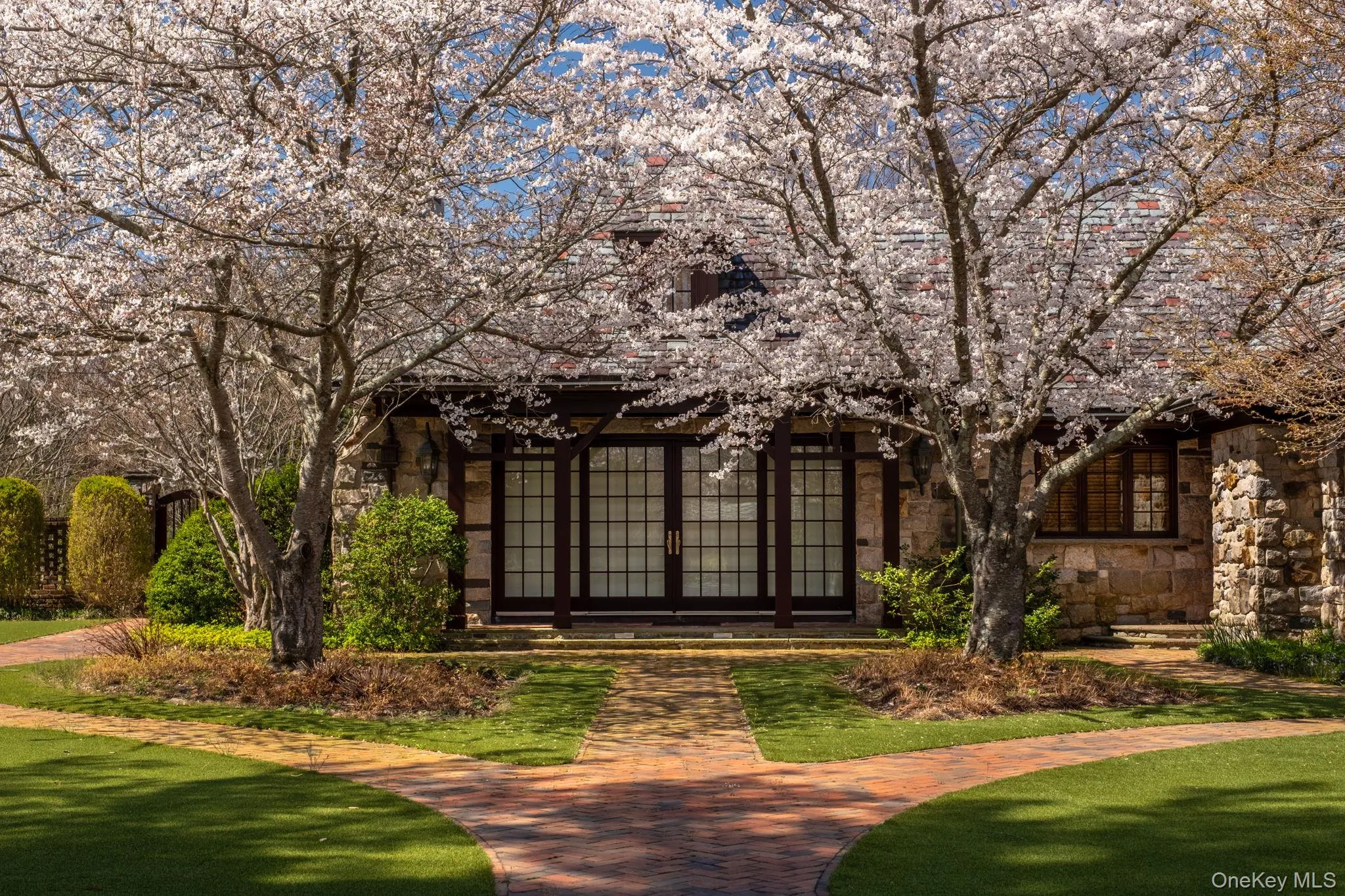 1 Applewood Estate, Oyster Bay, NY, 13 Bedrooms Bedrooms, 36 Rooms Rooms,11 BathroomsBathrooms,Residential Sale,For Rent,Applewood Estate,0,1001064 1 Applewood Estate, Oyster Bay, NY, 13 Bedrooms Bedrooms, 36 Rooms Rooms,11 BathroomsBathrooms,Residential Sale,For Rent,Applewood Estate,0,1001064