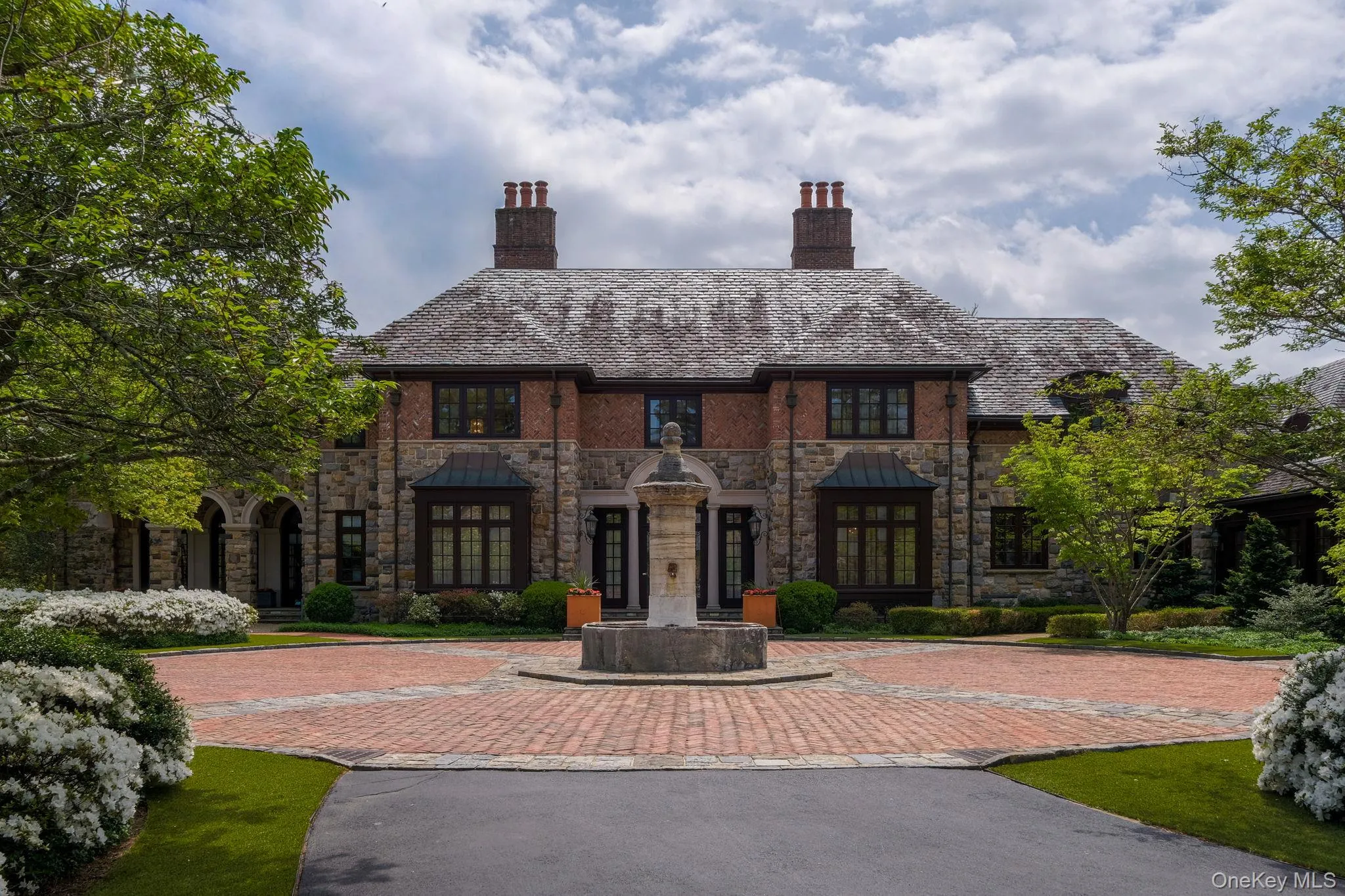 1 Applewood Estate, Oyster Bay, NY, 13 Bedrooms Bedrooms, 36 Rooms Rooms,11 BathroomsBathrooms,Residential Sale,For Rent,Applewood Estate,0,1001064 1 Applewood Estate, Oyster Bay, NY, 13 Bedrooms Bedrooms, 36 Rooms Rooms,11 BathroomsBathrooms,Residential Sale,For Rent,Applewood Estate,0,1001064