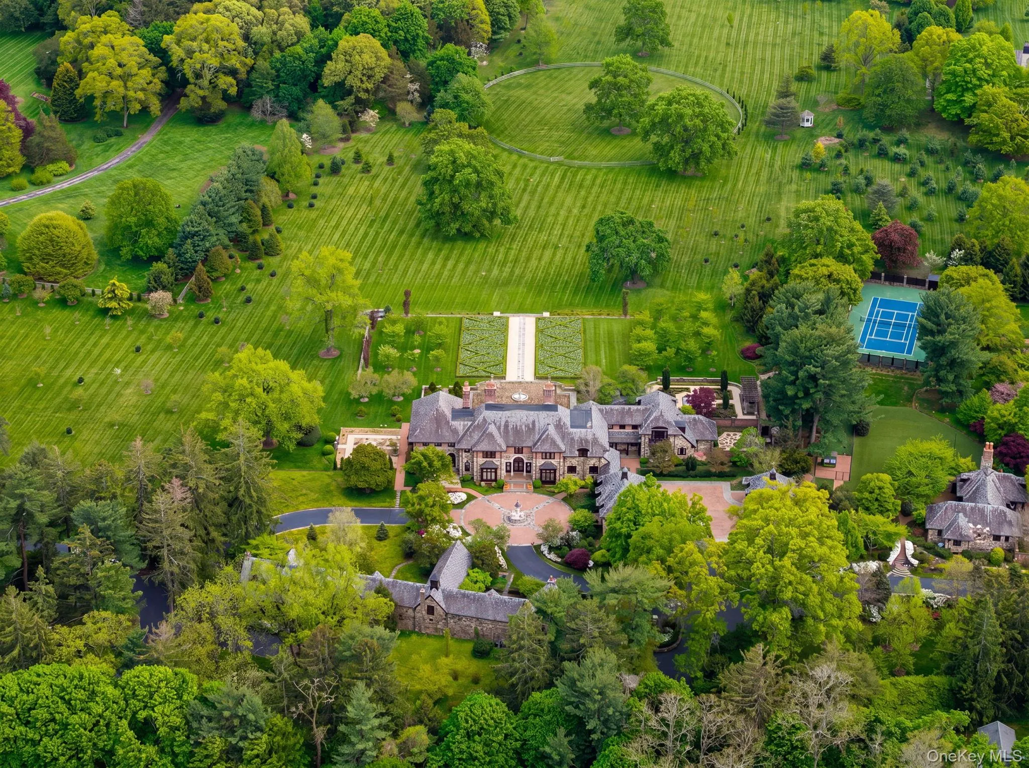 1 Applewood Estate, Oyster Bay, NY, 13 Bedrooms Bedrooms, 36 Rooms Rooms,11 BathroomsBathrooms,Residential Sale,For Rent,Applewood Estate,0,1001064 1 Applewood Estate, Oyster Bay, NY, 13 Bedrooms Bedrooms, 36 Rooms Rooms,11 BathroomsBathrooms,Residential Sale,For Rent,Applewood Estate,0,1001064