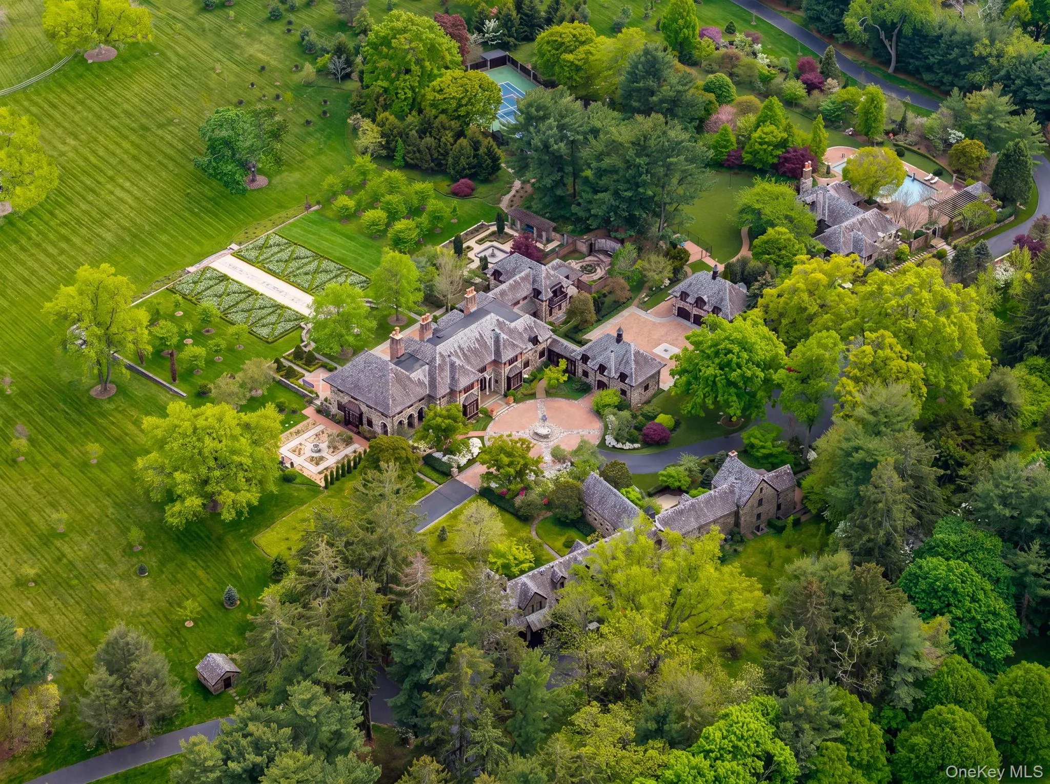 1 Applewood Estate, Oyster Bay, NY, 13 Bedrooms Bedrooms, 36 Rooms Rooms,11 BathroomsBathrooms,Residential Sale,For Rent,Applewood Estate,0,1001064 1 Applewood Estate, Oyster Bay, NY, 13 Bedrooms Bedrooms, 36 Rooms Rooms,11 BathroomsBathrooms,Residential Sale,For Rent,Applewood Estate,0,1001064