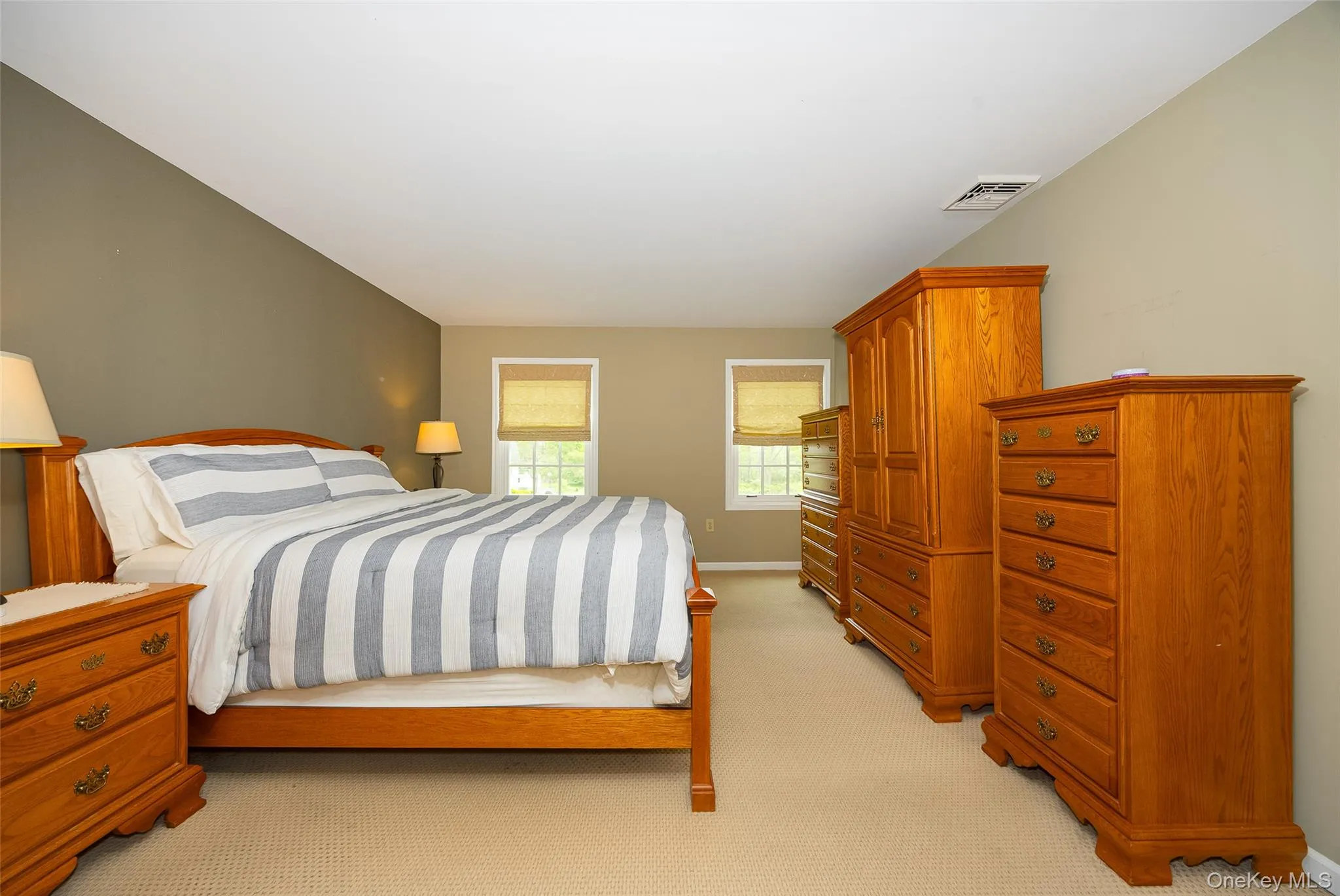 5 Rolling Green Lane, East Fishkill, NY, 4 Bedrooms Bedrooms, 10 Rooms Rooms,2 BathroomsBathrooms,Residential Sale,For Rent,Rolling Green,0,1001066 5 Rolling Green Lane, East Fishkill, NY, 4 Bedrooms Bedrooms, 10 Rooms Rooms,2 BathroomsBathrooms,Residential Sale,For Rent,Rolling Green,0,1001066