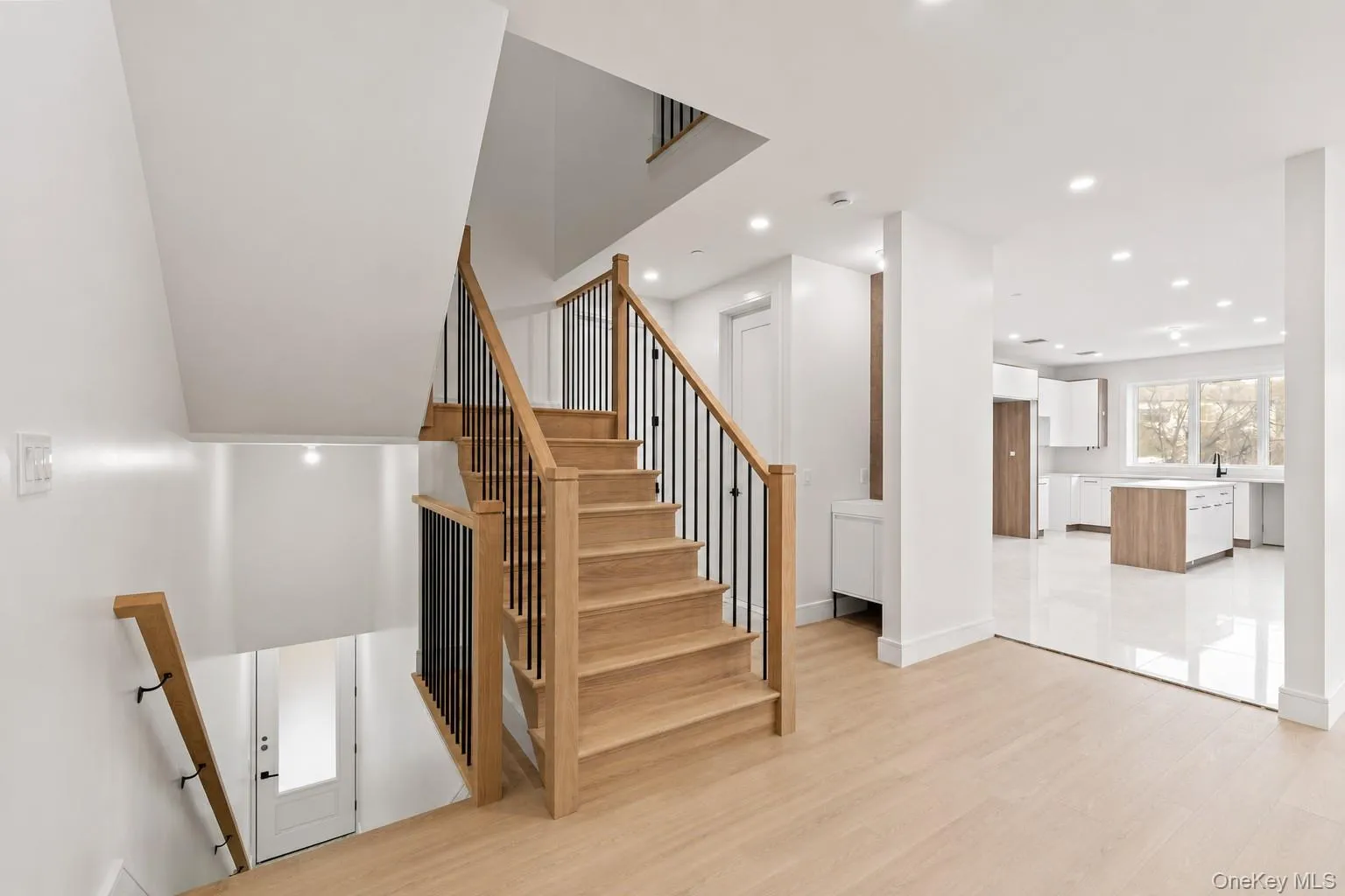 15 Warren Court, Ramapo, NY, 5 Bedrooms Bedrooms, 9 Rooms Rooms,3 BathroomsBathrooms,Residential,For Rent,Warren,0,1001074 15 Warren Court, Ramapo, NY, 5 Bedrooms Bedrooms, 9 Rooms Rooms,3 BathroomsBathrooms,Residential,For Rent,Warren,0,1001074