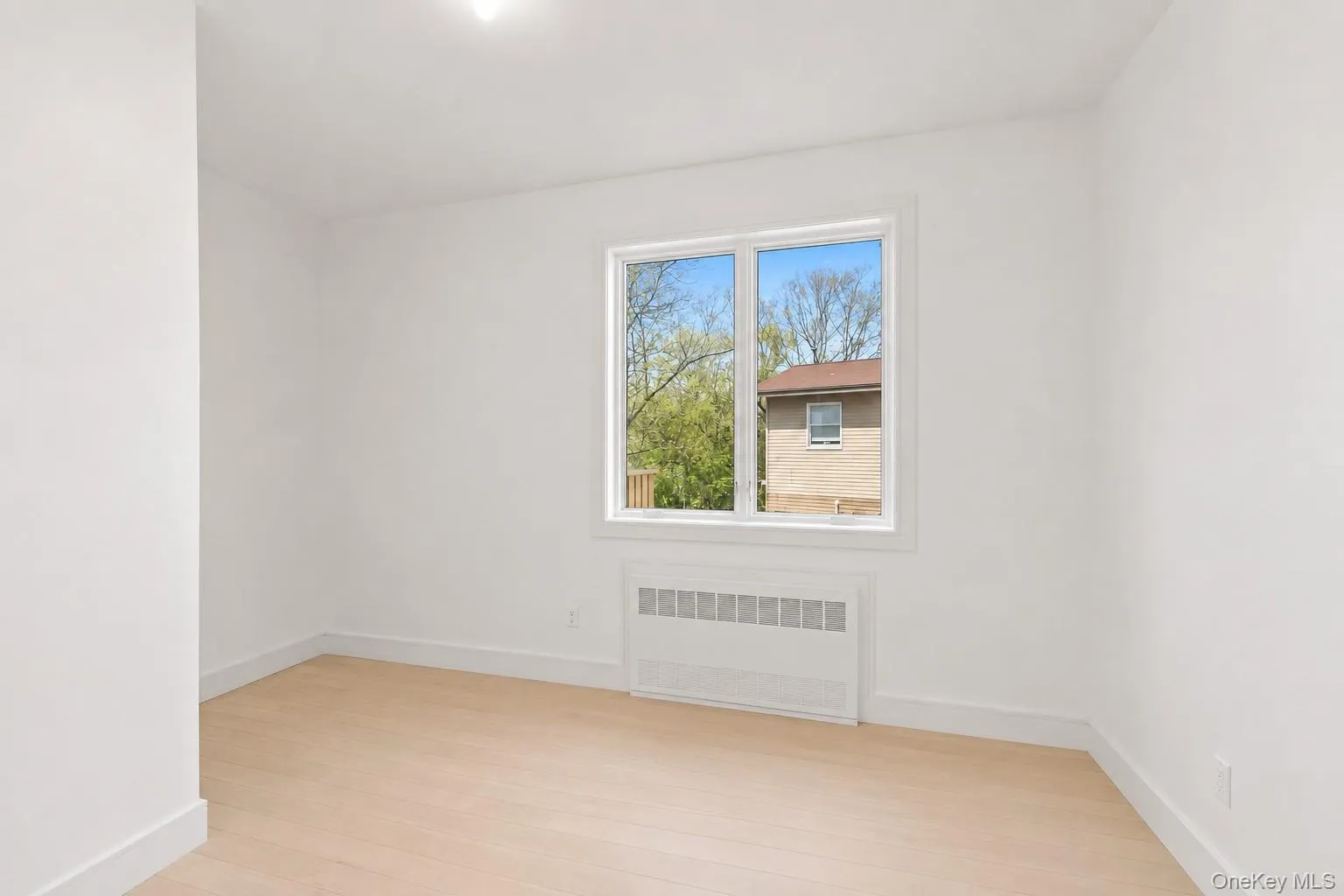 15 Warren Court, Ramapo, NY, 5 Bedrooms Bedrooms, 9 Rooms Rooms,3 BathroomsBathrooms,Residential,For Rent,Warren,0,1001074 15 Warren Court, Ramapo, NY, 5 Bedrooms Bedrooms, 9 Rooms Rooms,3 BathroomsBathrooms,Residential,For Rent,Warren,0,1001074