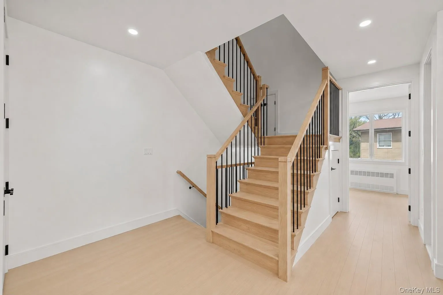 15 Warren Court, Ramapo, NY, 5 Bedrooms Bedrooms, 9 Rooms Rooms,3 BathroomsBathrooms,Residential,For Rent,Warren,0,1001074 15 Warren Court, Ramapo, NY, 5 Bedrooms Bedrooms, 9 Rooms Rooms,3 BathroomsBathrooms,Residential,For Rent,Warren,0,1001074