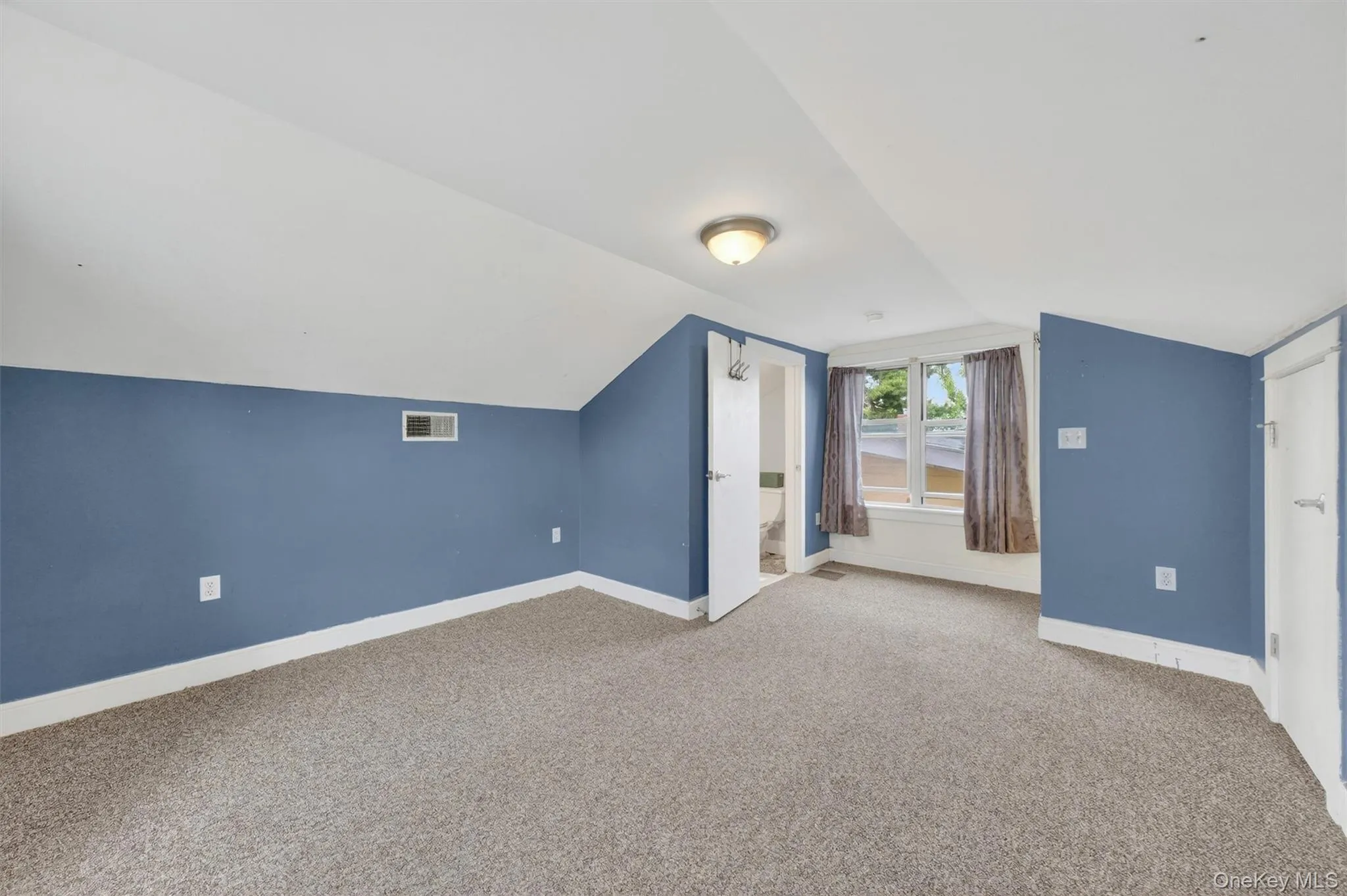 367 1st Street, Newburgh (city), NY, 3 Bedrooms Bedrooms, 10 Rooms Rooms,1 BathroomBathrooms,Residential,For Rent,1st,0,1001075 367 1st Street, Newburgh (city), NY, 3 Bedrooms Bedrooms, 10 Rooms Rooms,1 BathroomBathrooms,Residential,For Rent,1st,0,1001075