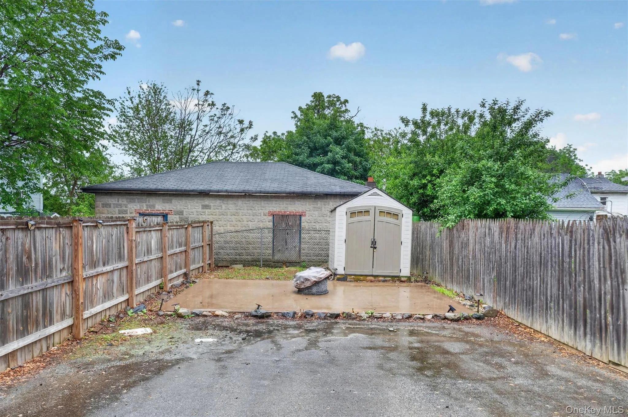 367 1st Street, Newburgh (city), NY, 3 Bedrooms Bedrooms, 10 Rooms Rooms,1 BathroomBathrooms,Residential,For Rent,1st,0,1001075 367 1st Street, Newburgh (city), NY, 3 Bedrooms Bedrooms, 10 Rooms Rooms,1 BathroomBathrooms,Residential,For Rent,1st,0,1001075