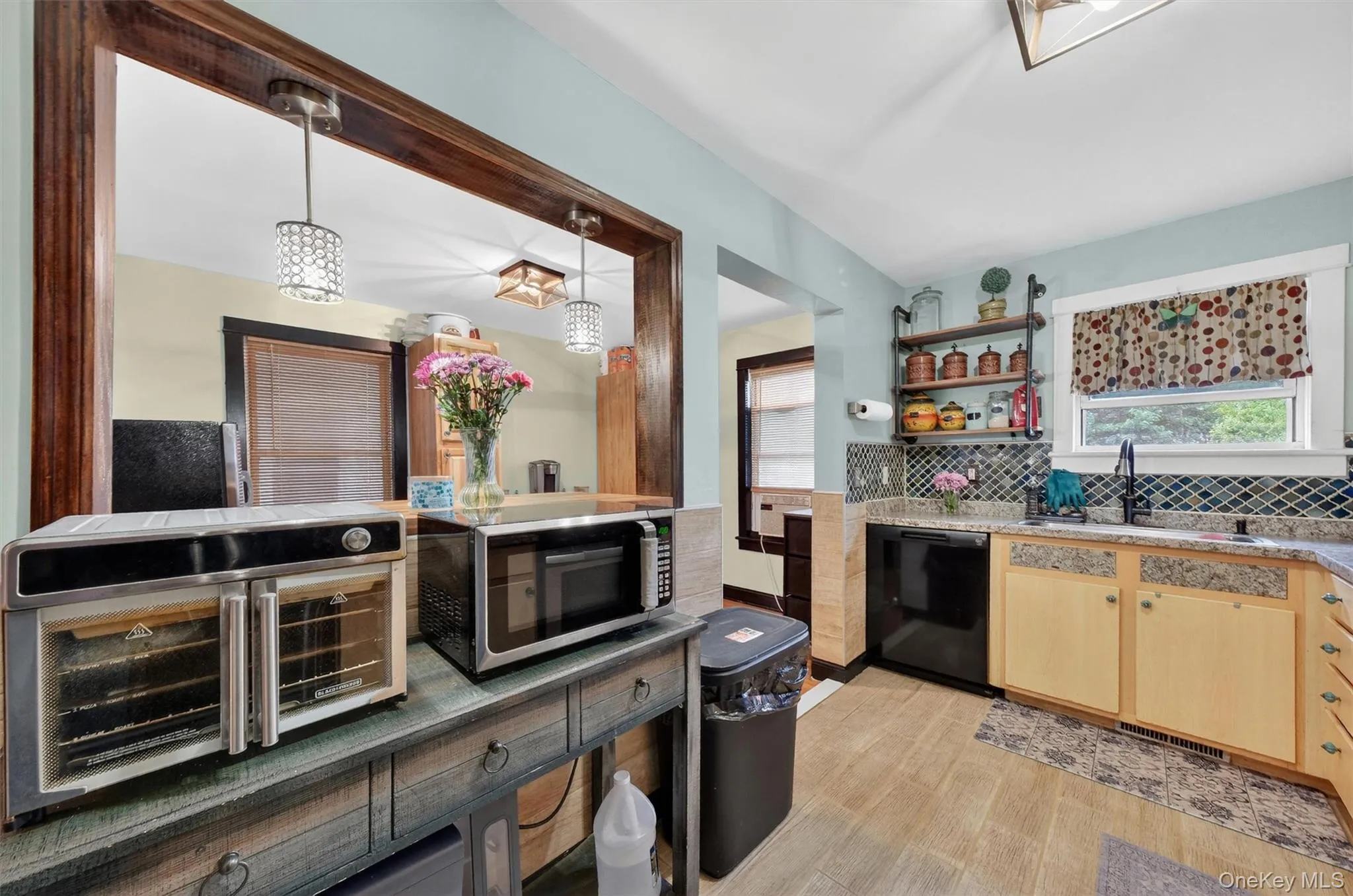 367 1st Street, Newburgh (city), NY, 3 Bedrooms Bedrooms, 10 Rooms Rooms,1 BathroomBathrooms,Residential,For Rent,1st,0,1001075 367 1st Street, Newburgh (city), NY, 3 Bedrooms Bedrooms, 10 Rooms Rooms,1 BathroomBathrooms,Residential,For Rent,1st,0,1001075