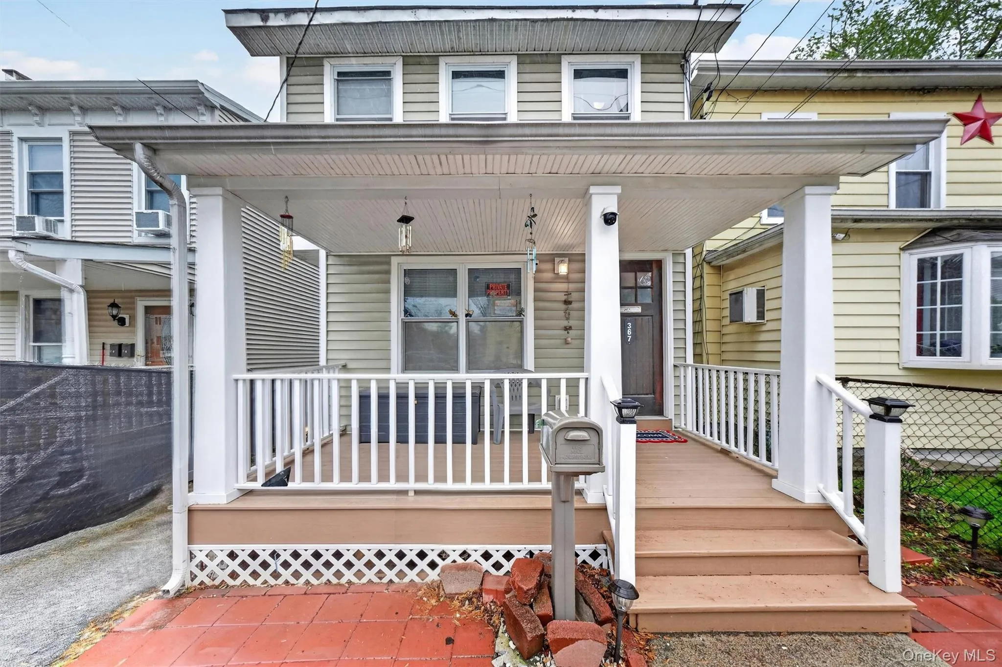 367 1st Street, Newburgh (city), NY, 3 Bedrooms Bedrooms, 10 Rooms Rooms,1 BathroomBathrooms,Residential,For Rent,1st,0,1001075 367 1st Street, Newburgh (city), NY, 3 Bedrooms Bedrooms, 10 Rooms Rooms,1 BathroomBathrooms,Residential,For Rent,1st,0,1001075
