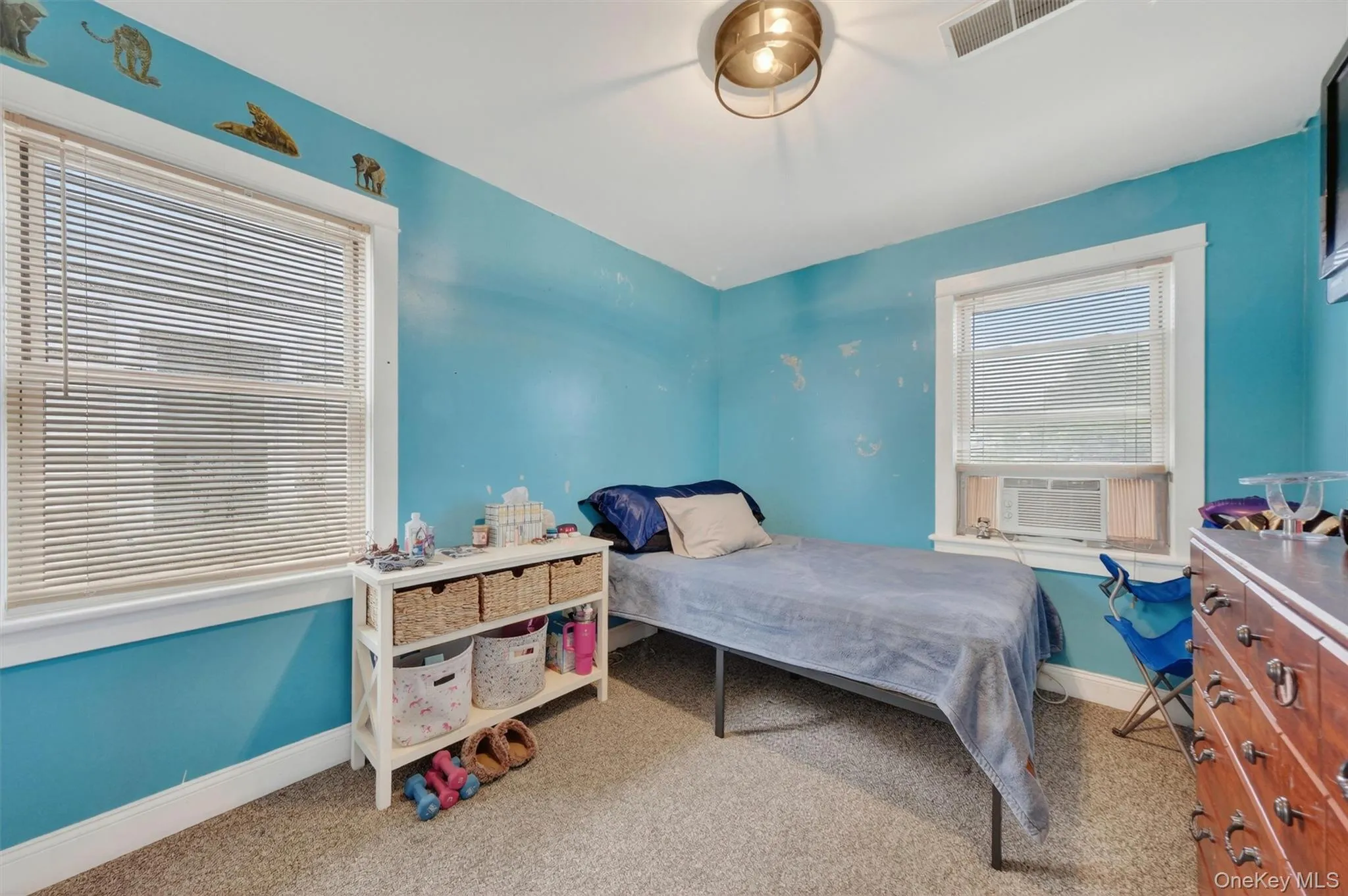 367 1st Street, Newburgh (city), NY, 3 Bedrooms Bedrooms, 10 Rooms Rooms,1 BathroomBathrooms,Residential,For Rent,1st,0,1001075 367 1st Street, Newburgh (city), NY, 3 Bedrooms Bedrooms, 10 Rooms Rooms,1 BathroomBathrooms,Residential,For Rent,1st,0,1001075