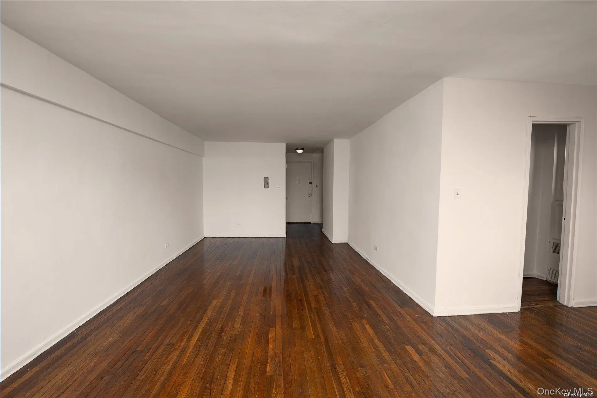 94-30 58 Avenue, New York, NY, 3 Rooms Rooms,1 BathroomBathrooms,Residential Lease,For Rent,58,0,1001080 94-30 58 Avenue, New York, NY, 3 Rooms Rooms,1 BathroomBathrooms,Residential Lease,For Rent,58,0,1001080