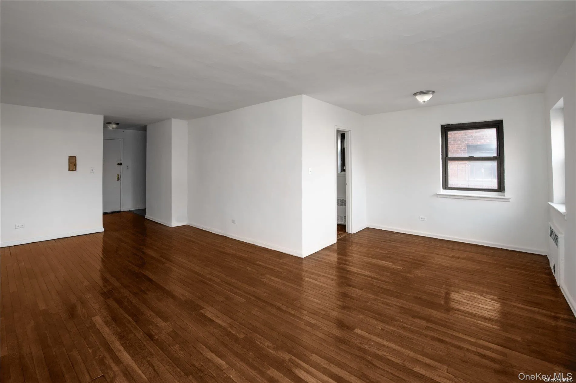 94-30 58 Avenue, New York, NY, 3 Rooms Rooms,1 BathroomBathrooms,Residential Lease,For Rent,58,0,1001080 94-30 58 Avenue, New York, NY, 3 Rooms Rooms,1 BathroomBathrooms,Residential Lease,For Rent,58,0,1001080