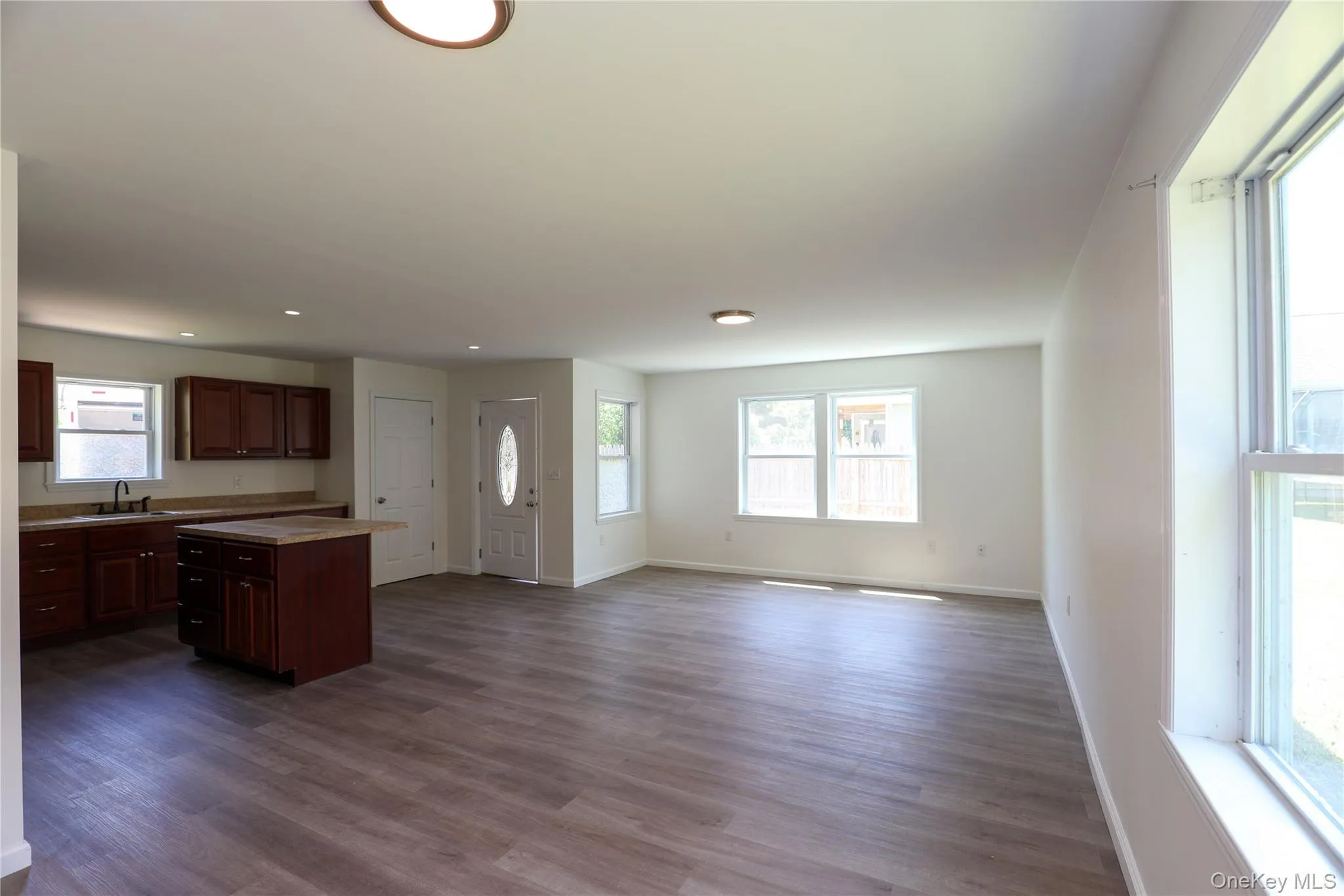 22 Apple Street, Kingston, NY, 2 Bedrooms Bedrooms, 4 Rooms Rooms,1 BathroomBathrooms,Residential,For Rent,Apple,0,1001081 22 Apple Street, Kingston, NY, 2 Bedrooms Bedrooms, 4 Rooms Rooms,1 BathroomBathrooms,Residential,For Rent,Apple,0,1001081