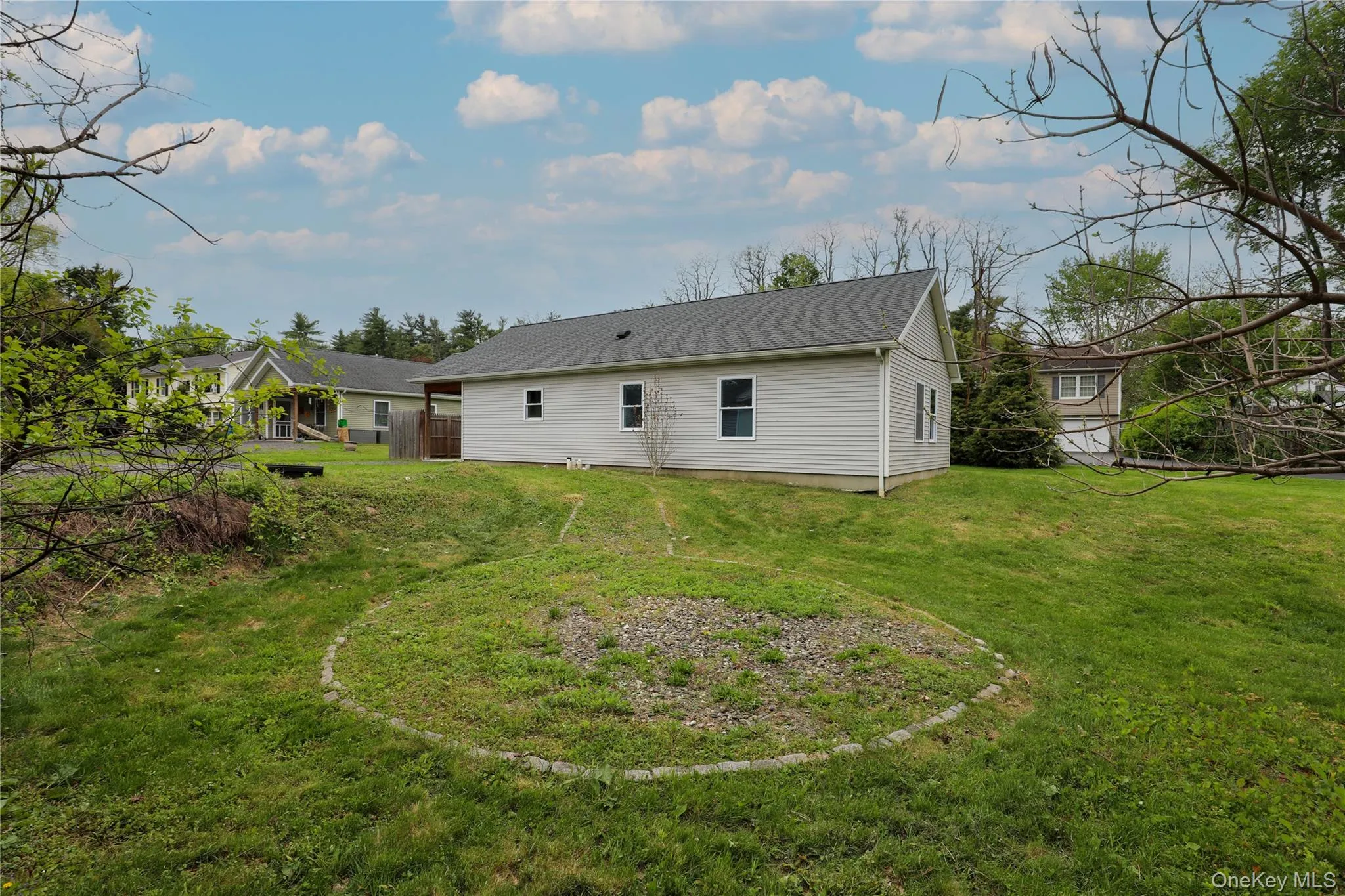 22 Apple Street, Kingston, NY, 2 Bedrooms Bedrooms, 4 Rooms Rooms,1 BathroomBathrooms,Residential,For Rent,Apple,0,1001081 22 Apple Street, Kingston, NY, 2 Bedrooms Bedrooms, 4 Rooms Rooms,1 BathroomBathrooms,Residential,For Rent,Apple,0,1001081