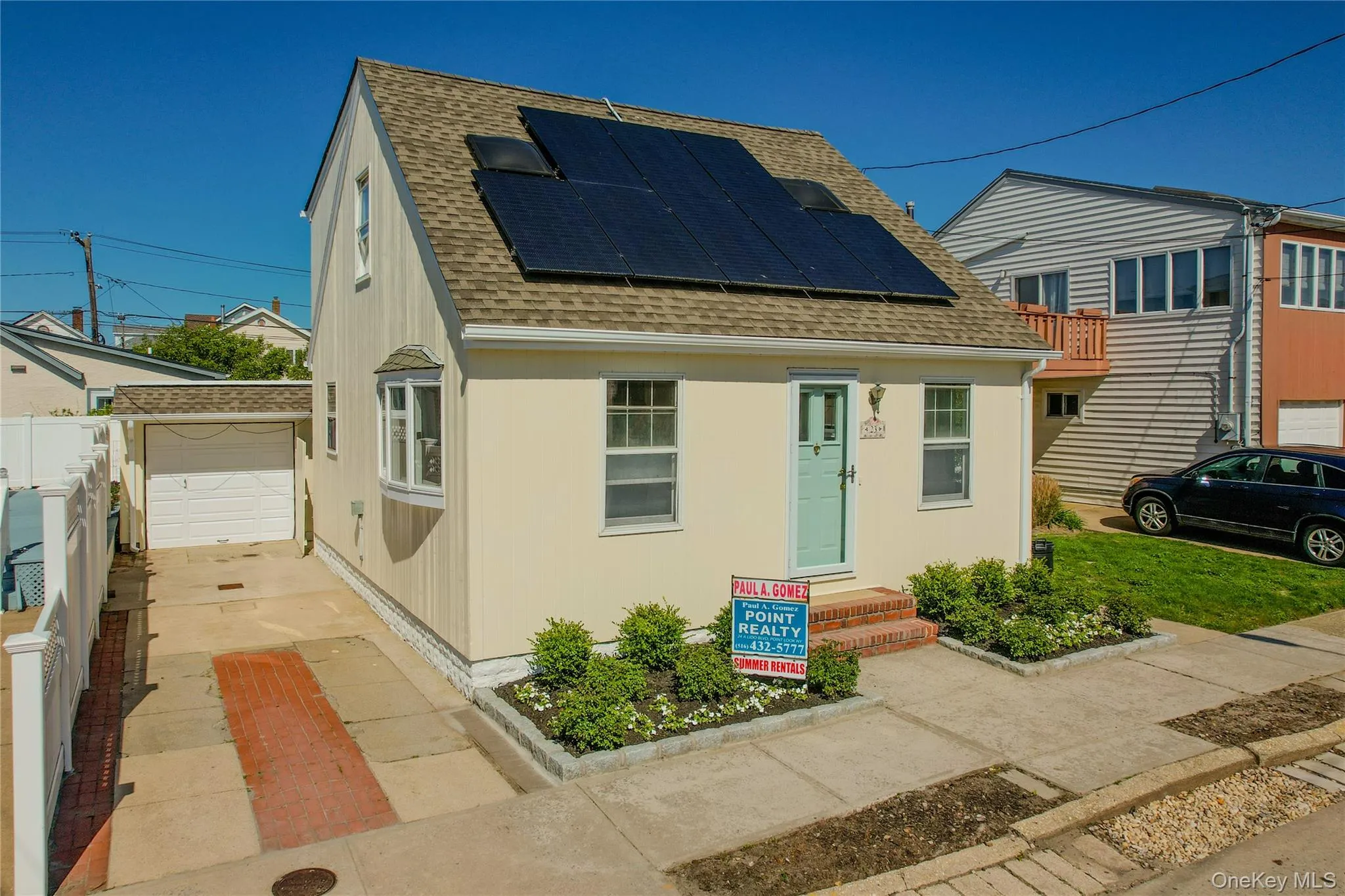 23 Garden City Avenue, Hempstead, NY, 3 Bedrooms Bedrooms, 8 Rooms Rooms,2 BathroomsBathrooms,Residential Lease,For Rent,Garden City,0,1001083 23 Garden City Avenue, Hempstead, NY, 3 Bedrooms Bedrooms, 8 Rooms Rooms,2 BathroomsBathrooms,Residential Lease,For Rent,Garden City,0,1001083