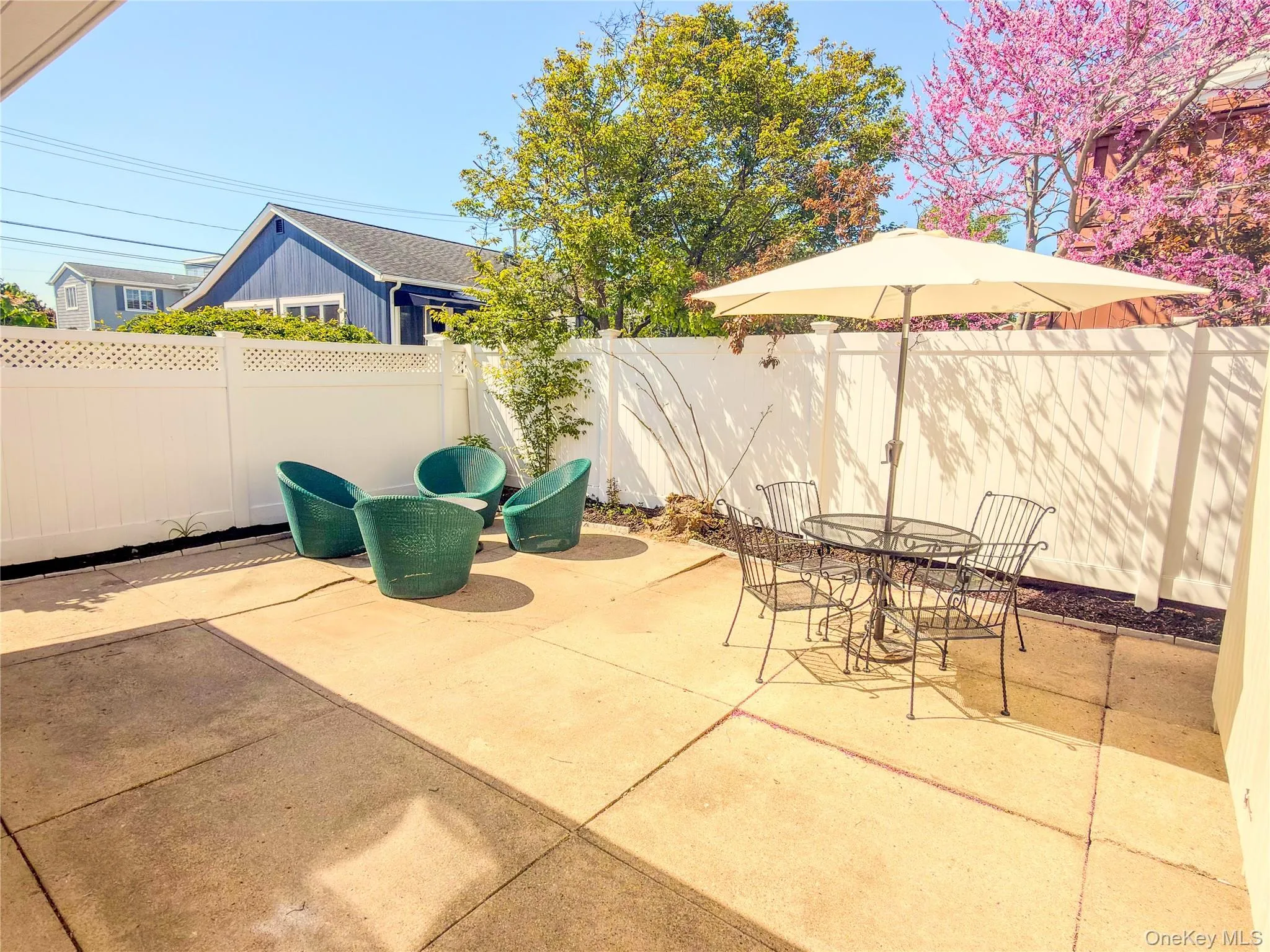 23 Garden City Avenue, Hempstead, NY, 3 Bedrooms Bedrooms, 8 Rooms Rooms,2 BathroomsBathrooms,Residential Lease,For Rent,Garden City,0,1001083 23 Garden City Avenue, Hempstead, NY, 3 Bedrooms Bedrooms, 8 Rooms Rooms,2 BathroomsBathrooms,Residential Lease,For Rent,Garden City,0,1001083