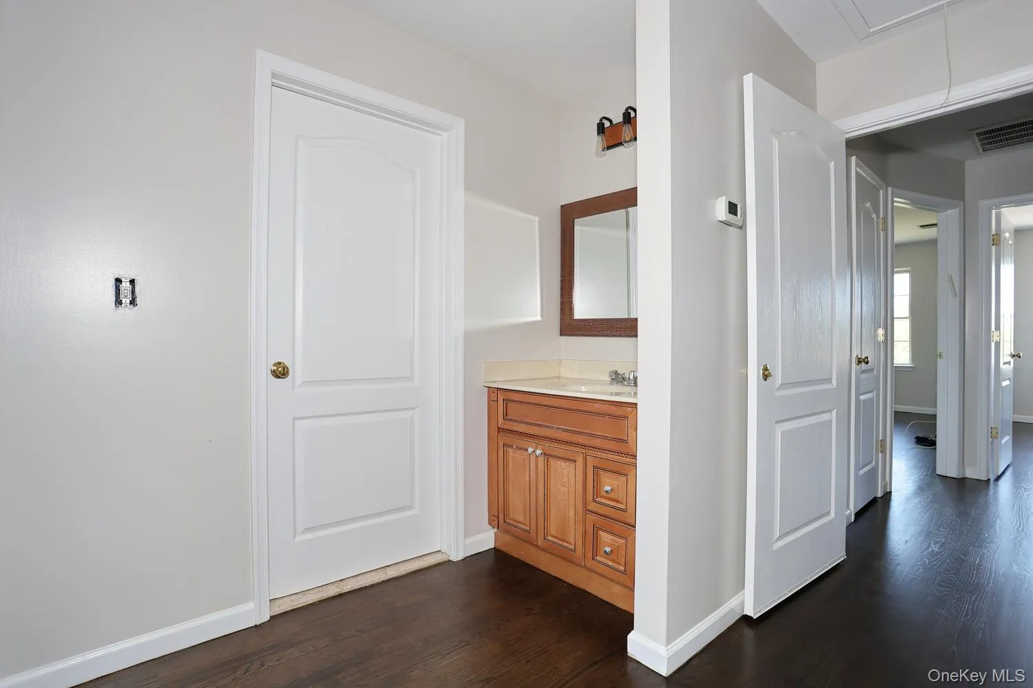 1302 Parkview Drive, Ramapo, NY, 4 Bedrooms Bedrooms, 7 Rooms Rooms,2 BathroomsBathrooms,Residential Sale,For Rent,Parkview,0,1001091 1302 Parkview Drive, Ramapo, NY, 4 Bedrooms Bedrooms, 7 Rooms Rooms,2 BathroomsBathrooms,Residential Sale,For Rent,Parkview,0,1001091