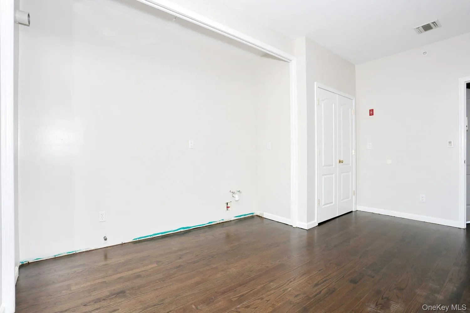 1302 Parkview Drive, Ramapo, NY, 4 Bedrooms Bedrooms, 7 Rooms Rooms,2 BathroomsBathrooms,Residential Sale,For Rent,Parkview,0,1001091 1302 Parkview Drive, Ramapo, NY, 4 Bedrooms Bedrooms, 7 Rooms Rooms,2 BathroomsBathrooms,Residential Sale,For Rent,Parkview,0,1001091