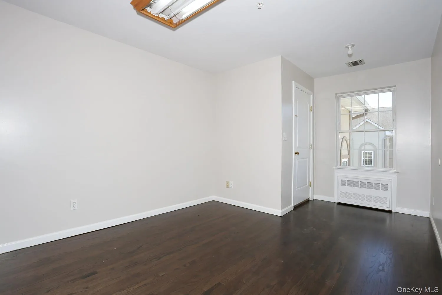1302 Parkview Drive, Ramapo, NY, 4 Bedrooms Bedrooms, 7 Rooms Rooms,2 BathroomsBathrooms,Residential Sale,For Rent,Parkview,0,1001091 1302 Parkview Drive, Ramapo, NY, 4 Bedrooms Bedrooms, 7 Rooms Rooms,2 BathroomsBathrooms,Residential Sale,For Rent,Parkview,0,1001091