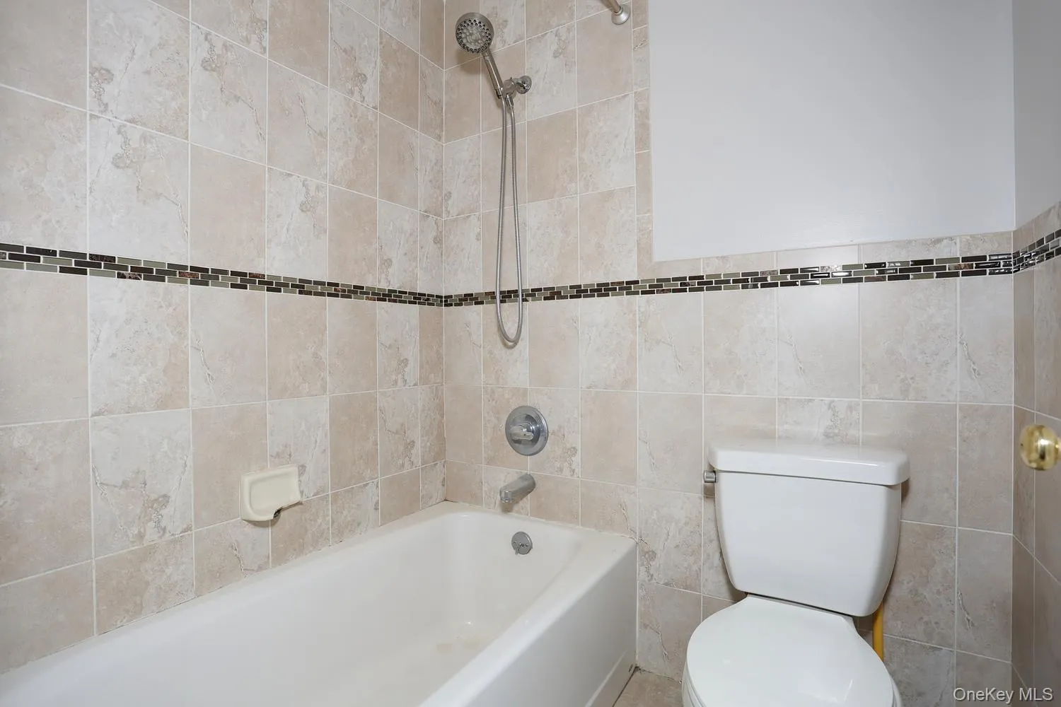 1302 Parkview Drive, Ramapo, NY, 4 Bedrooms Bedrooms, 7 Rooms Rooms,2 BathroomsBathrooms,Residential Sale,For Rent,Parkview,0,1001091 1302 Parkview Drive, Ramapo, NY, 4 Bedrooms Bedrooms, 7 Rooms Rooms,2 BathroomsBathrooms,Residential Sale,For Rent,Parkview,0,1001091