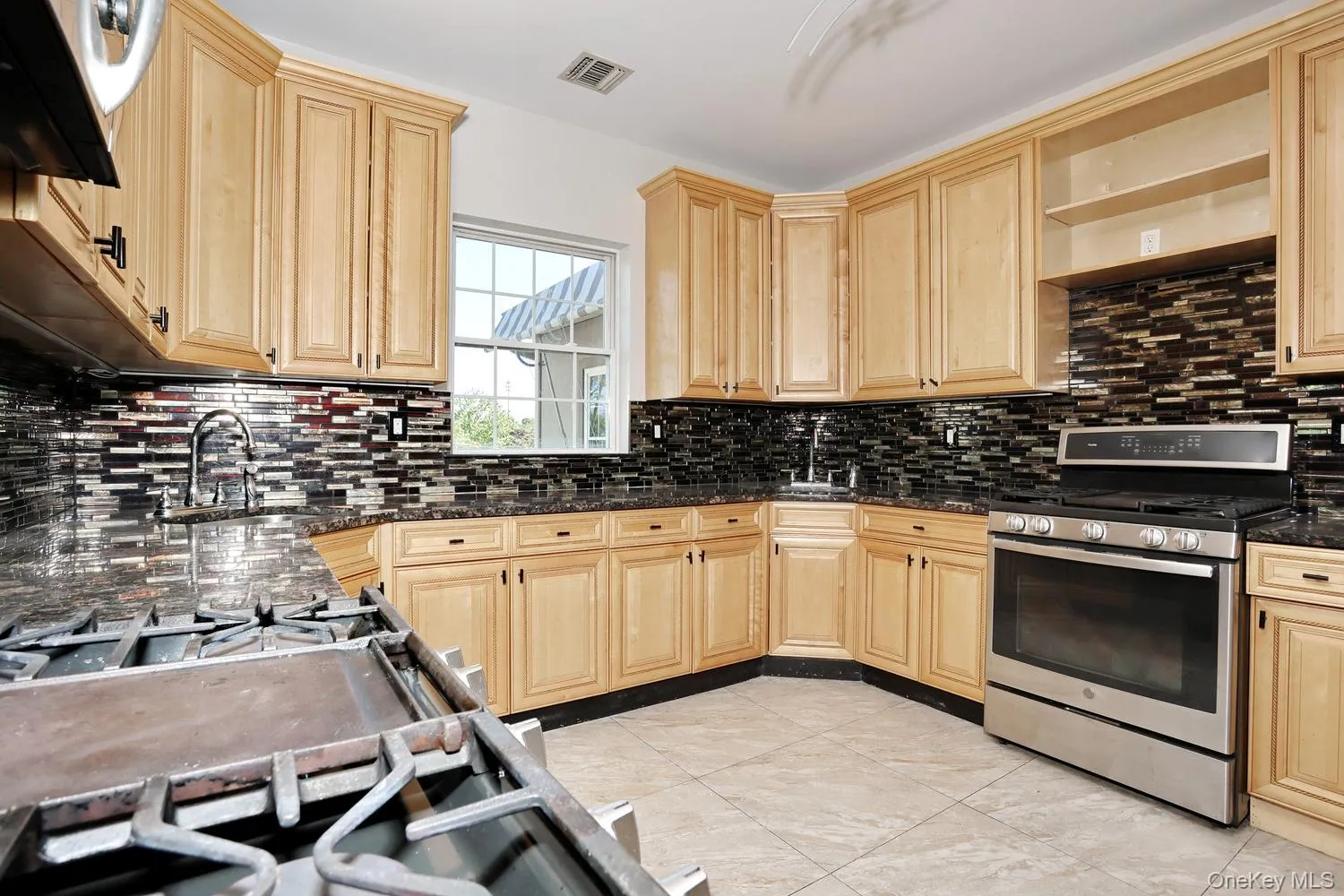 1302 Parkview Drive, Ramapo, NY, 4 Bedrooms Bedrooms, 7 Rooms Rooms,2 BathroomsBathrooms,Residential Sale,For Rent,Parkview,0,1001091 1302 Parkview Drive, Ramapo, NY, 4 Bedrooms Bedrooms, 7 Rooms Rooms,2 BathroomsBathrooms,Residential Sale,For Rent,Parkview,0,1001091