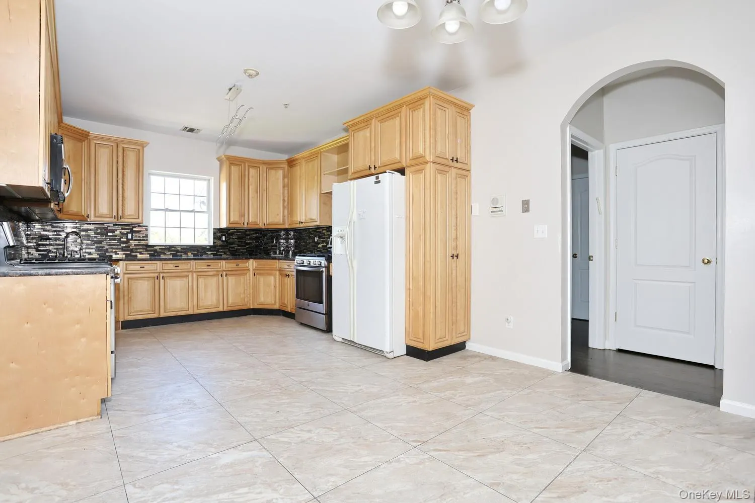 1302 Parkview Drive, Ramapo, NY, 4 Bedrooms Bedrooms, 7 Rooms Rooms,2 BathroomsBathrooms,Residential Sale,For Rent,Parkview,0,1001091 1302 Parkview Drive, Ramapo, NY, 4 Bedrooms Bedrooms, 7 Rooms Rooms,2 BathroomsBathrooms,Residential Sale,For Rent,Parkview,0,1001091