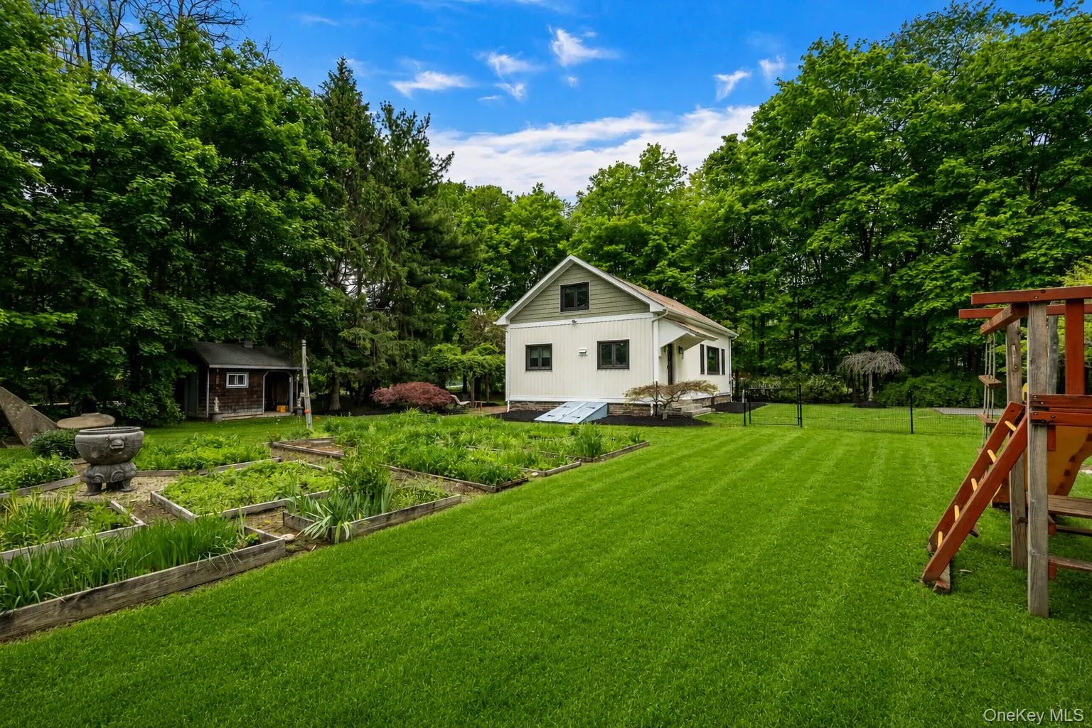 4 Clove Branch Road, East Fishkill, NY, 1 Bedroom Bedrooms, 4 Rooms Rooms,1 BathroomBathrooms,Residential,For Rent,Clove Branch,0,1001093 4 Clove Branch Road, East Fishkill, NY, 1 Bedroom Bedrooms, 4 Rooms Rooms,1 BathroomBathrooms,Residential,For Rent,Clove Branch,0,1001093