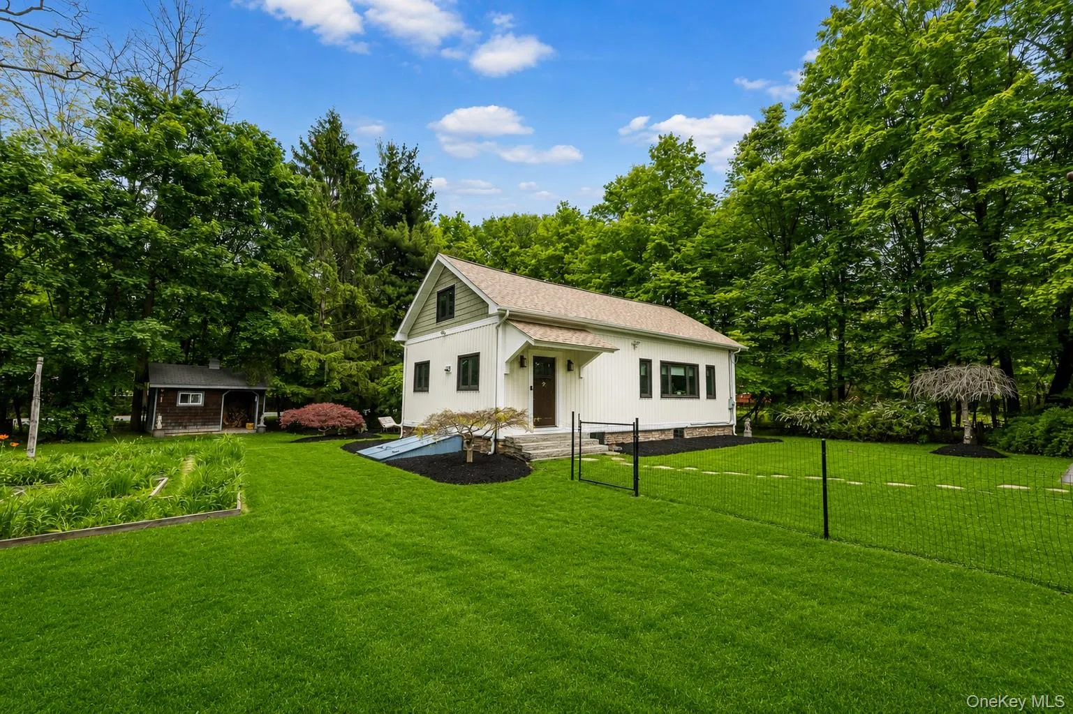 4 Clove Branch Road, East Fishkill, NY, 1 Bedroom Bedrooms, 4 Rooms Rooms,1 BathroomBathrooms,Residential,For Rent,Clove Branch,0,1001093 4 Clove Branch Road, East Fishkill, NY, 1 Bedroom Bedrooms, 4 Rooms Rooms,1 BathroomBathrooms,Residential,For Rent,Clove Branch,0,1001093