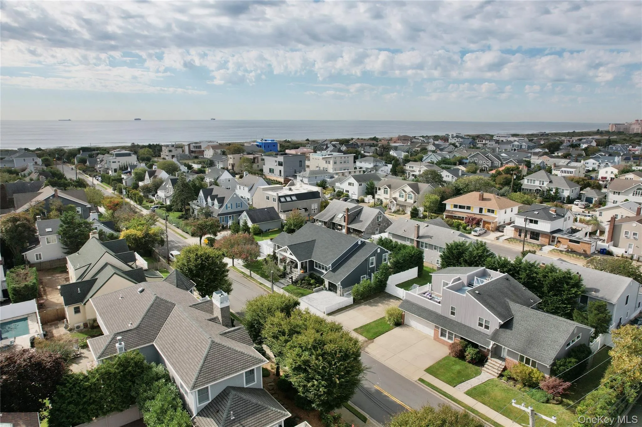 2 Biarritz Street, Long Beach, NY, 4 Bedrooms Bedrooms, 9 Rooms Rooms,3 BathroomsBathrooms,Residential Lease,For Rent,Biarritz,0,1001097 2 Biarritz Street, Long Beach, NY, 4 Bedrooms Bedrooms, 9 Rooms Rooms,3 BathroomsBathrooms,Residential Lease,For Rent,Biarritz,0,1001097