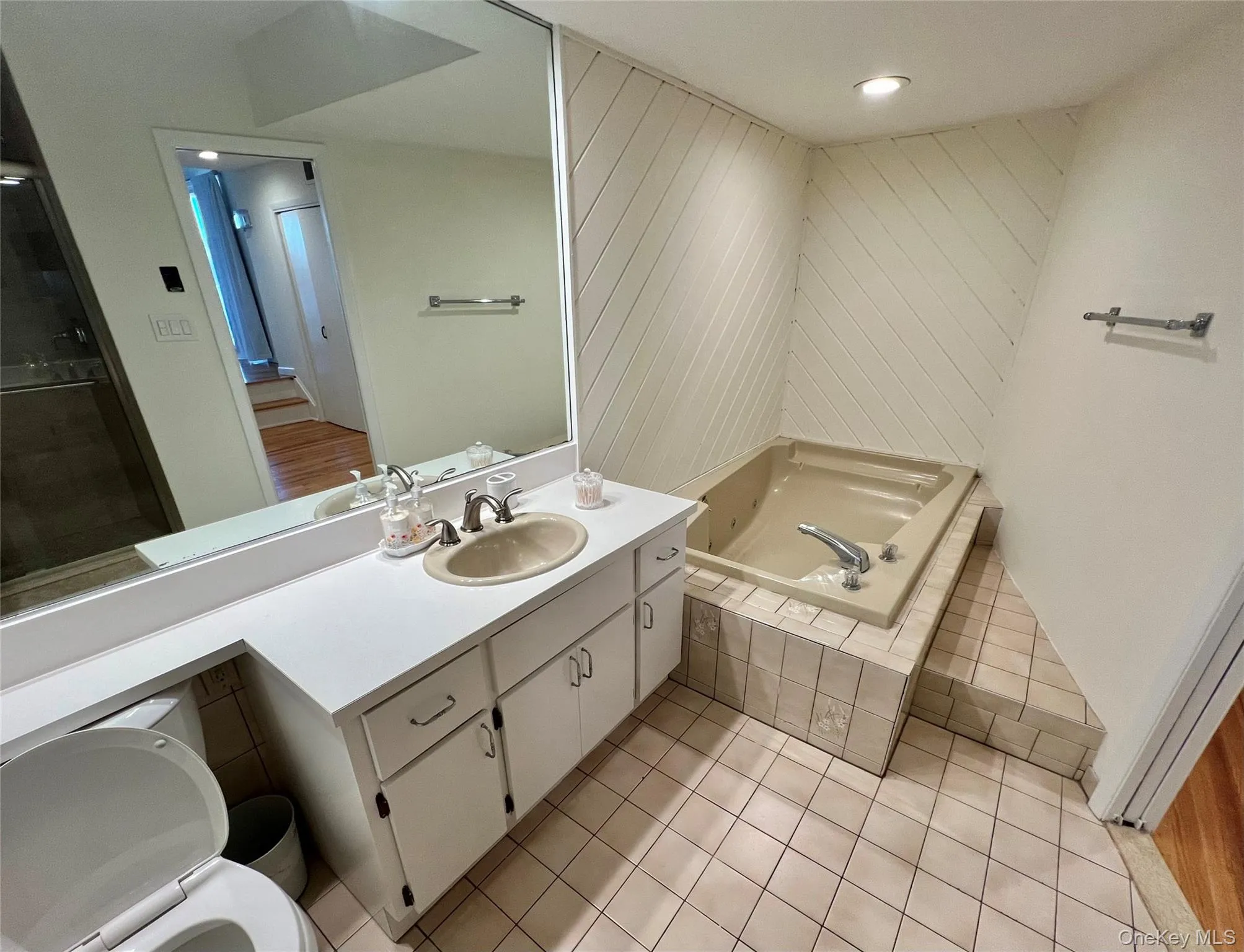 2 Biarritz Street, Long Beach, NY, 4 Bedrooms Bedrooms, 9 Rooms Rooms,3 BathroomsBathrooms,Residential Lease,For Rent,Biarritz,0,1001097 2 Biarritz Street, Long Beach, NY, 4 Bedrooms Bedrooms, 9 Rooms Rooms,3 BathroomsBathrooms,Residential Lease,For Rent,Biarritz,0,1001097