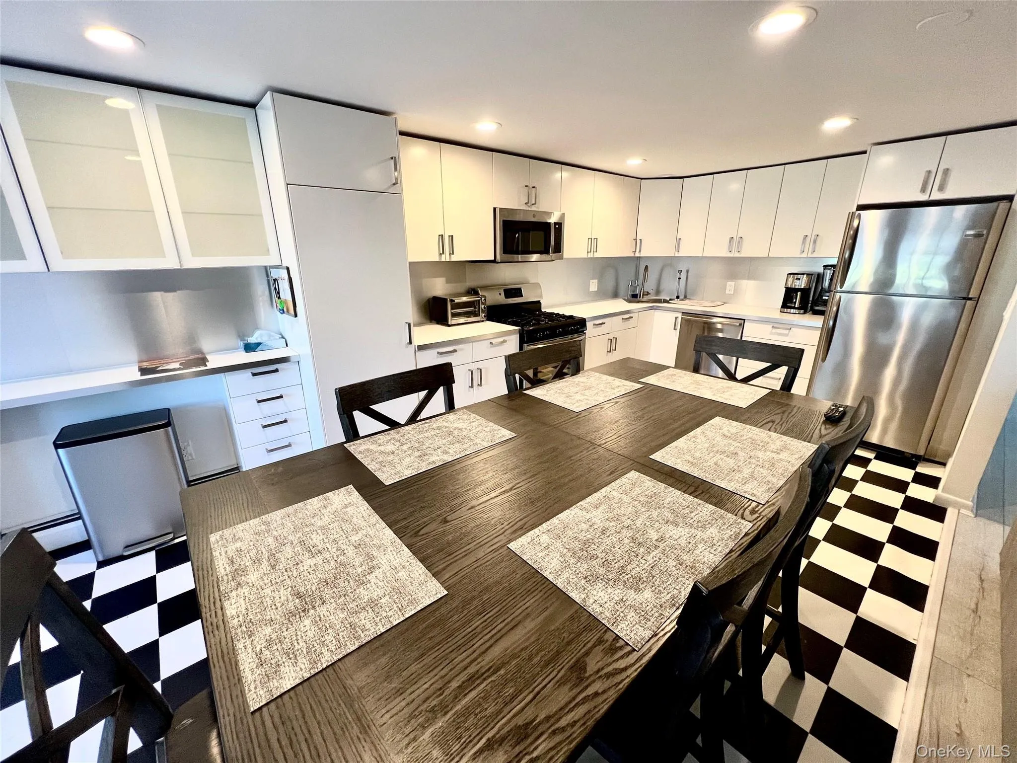 2 Biarritz Street, Long Beach, NY, 4 Bedrooms Bedrooms, 9 Rooms Rooms,3 BathroomsBathrooms,Residential Lease,For Rent,Biarritz,0,1001097 2 Biarritz Street, Long Beach, NY, 4 Bedrooms Bedrooms, 9 Rooms Rooms,3 BathroomsBathrooms,Residential Lease,For Rent,Biarritz,0,1001097