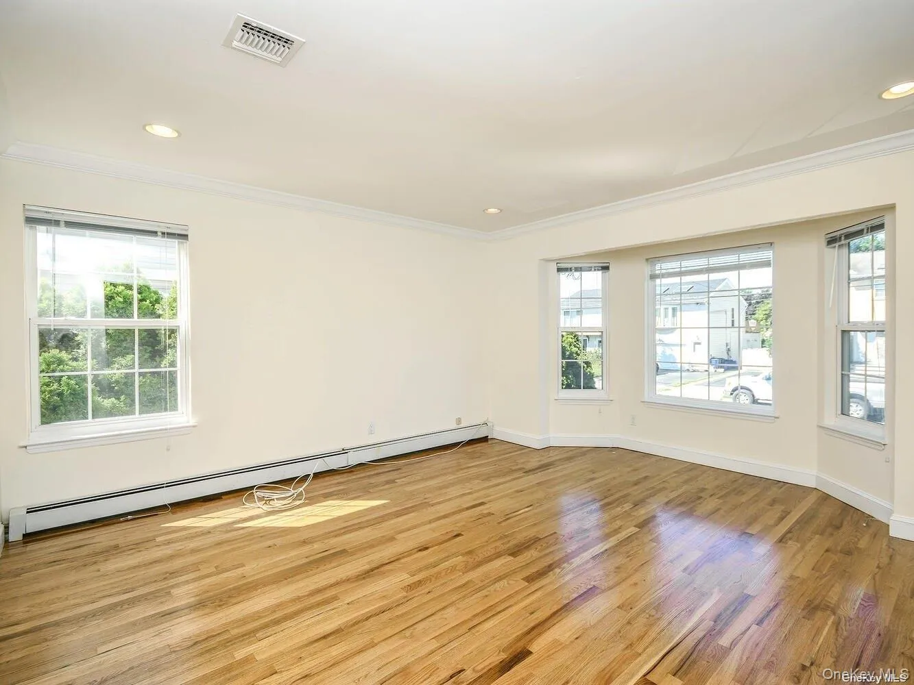 34 Firwood Road, North Hempstead, NY, 4 Bedrooms Bedrooms, 7 Rooms Rooms,2 BathroomsBathrooms,Residential Lease,For Rent,Firwood,0,1001098 34 Firwood Road, North Hempstead, NY, 4 Bedrooms Bedrooms, 7 Rooms Rooms,2 BathroomsBathrooms,Residential Lease,For Rent,Firwood,0,1001098