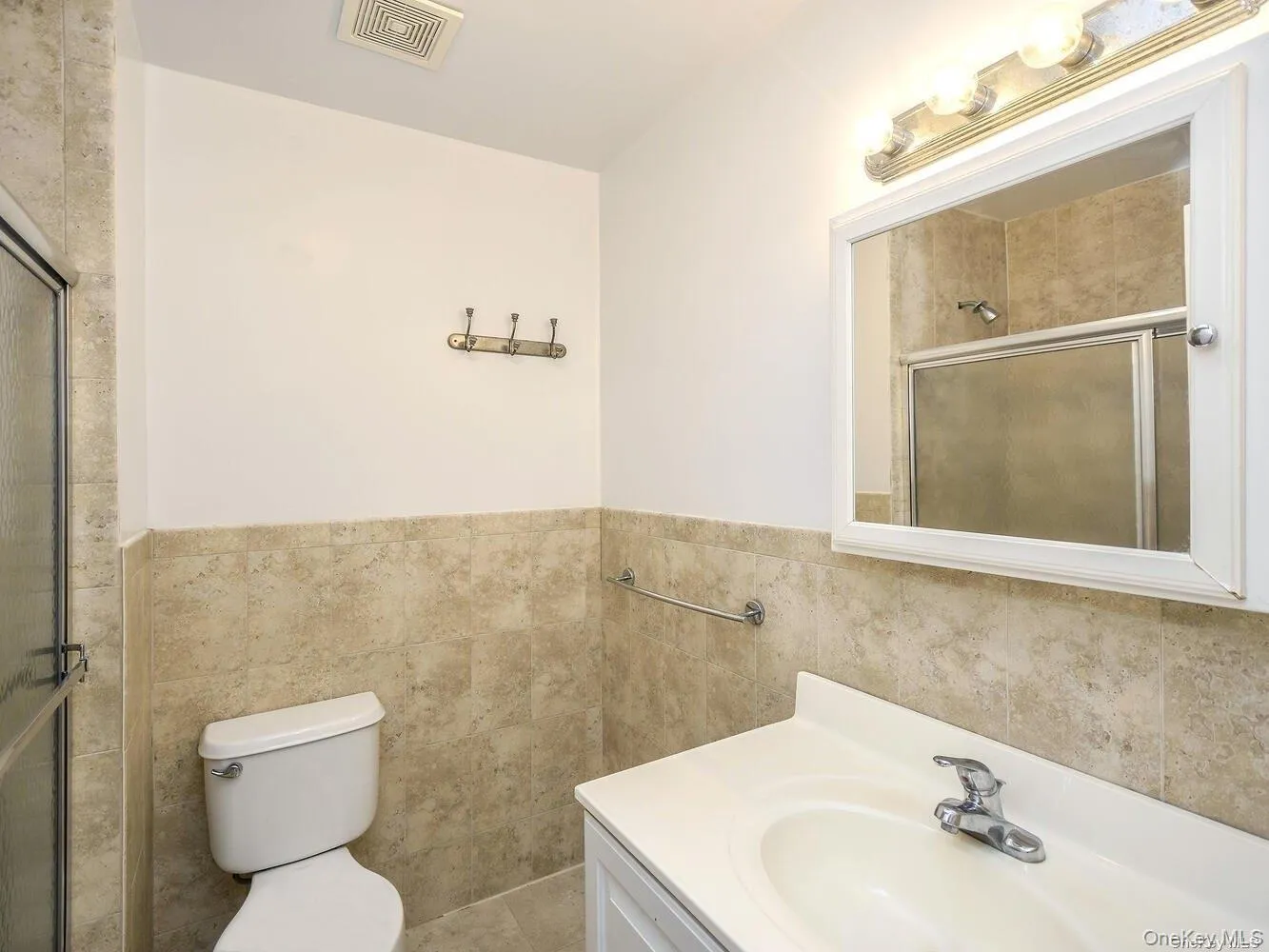 34 Firwood Road, North Hempstead, NY, 4 Bedrooms Bedrooms, 7 Rooms Rooms,2 BathroomsBathrooms,Residential Lease,For Rent,Firwood,0,1001098 34 Firwood Road, North Hempstead, NY, 4 Bedrooms Bedrooms, 7 Rooms Rooms,2 BathroomsBathrooms,Residential Lease,For Rent,Firwood,0,1001098