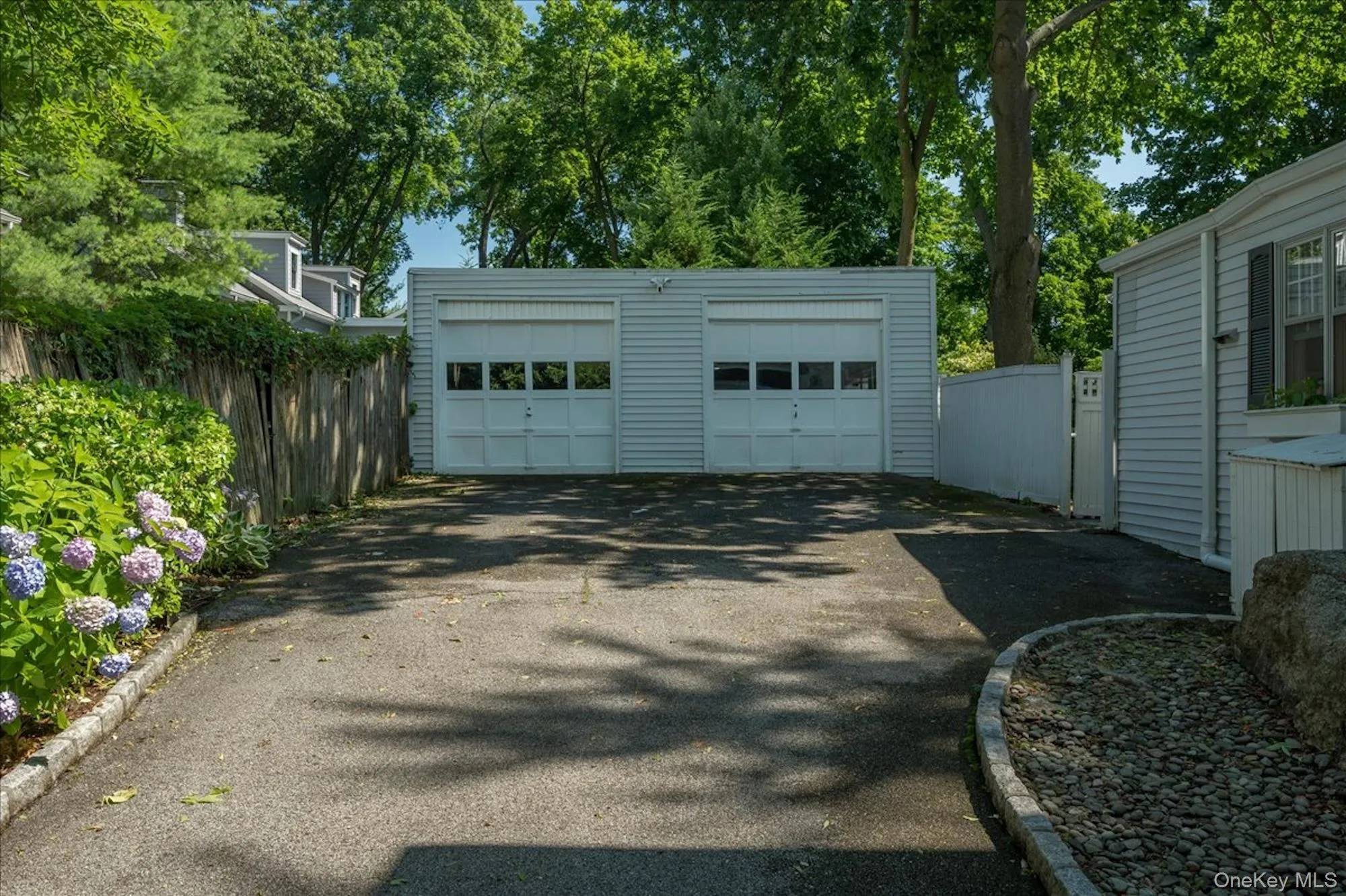 One driveway parking spot allowed for tenant- no garage access One driveway parking spot allowed for tenant- no garage access